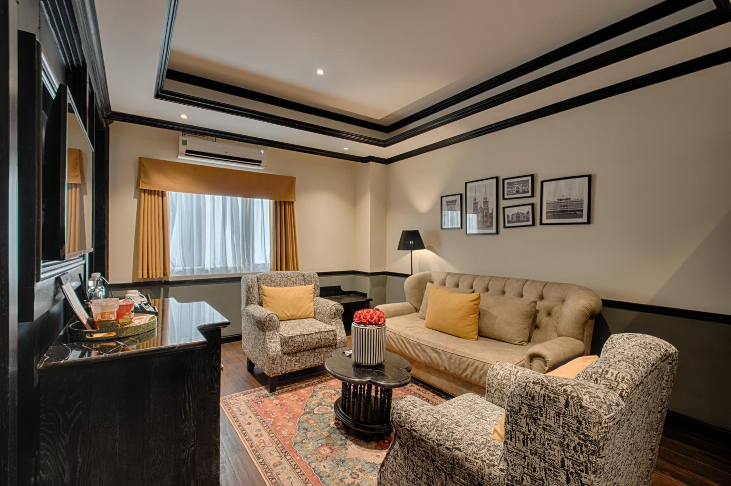 Special Offer - Suite Double with Living Room photo 3