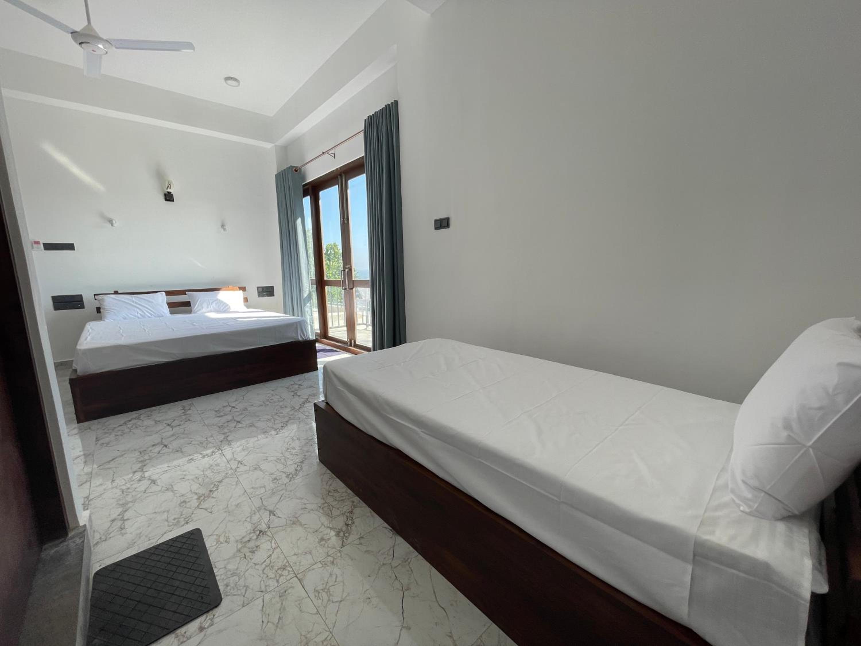 Triple Room With Balcony photo 3