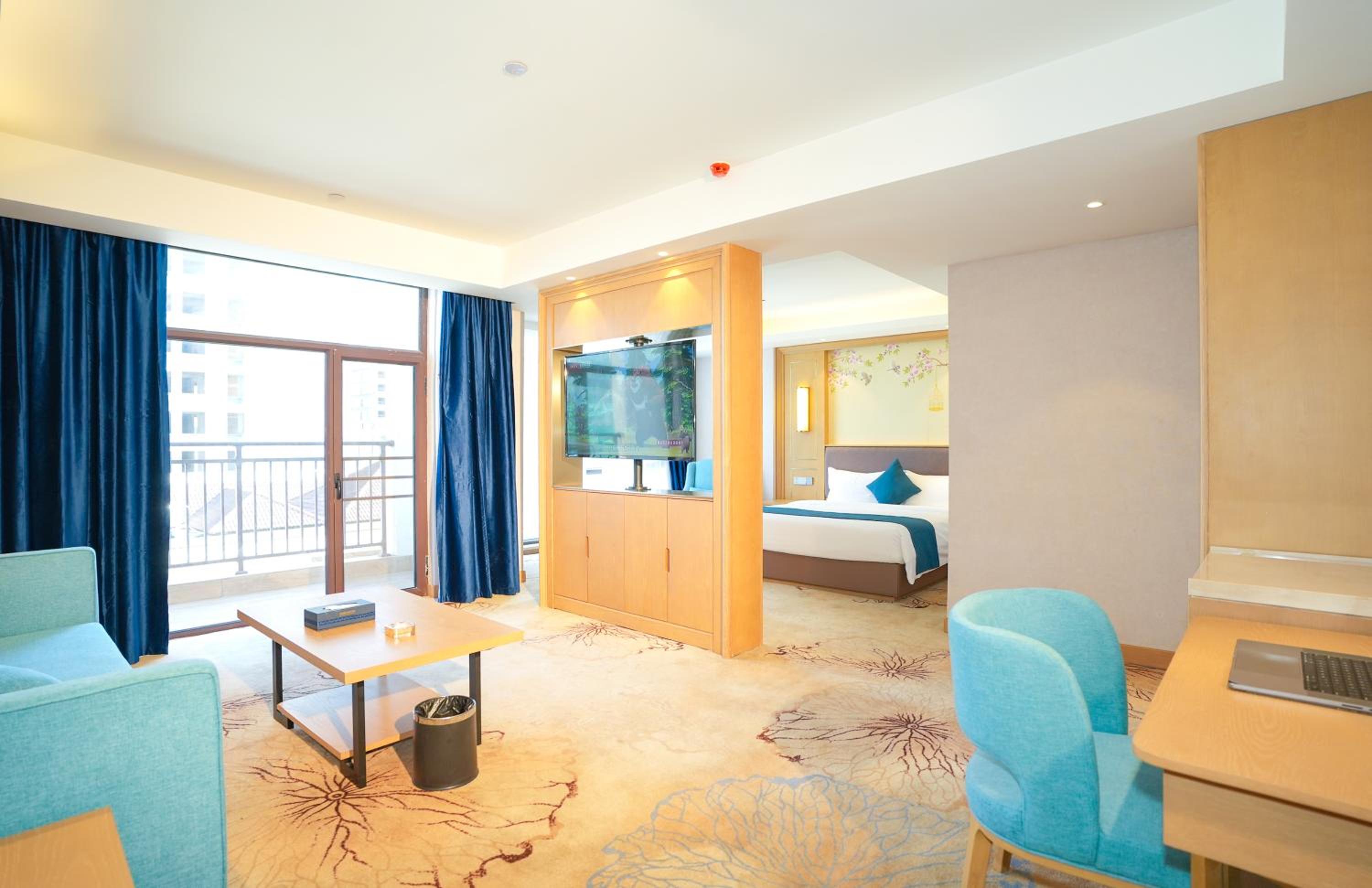 King Suite photo 1
