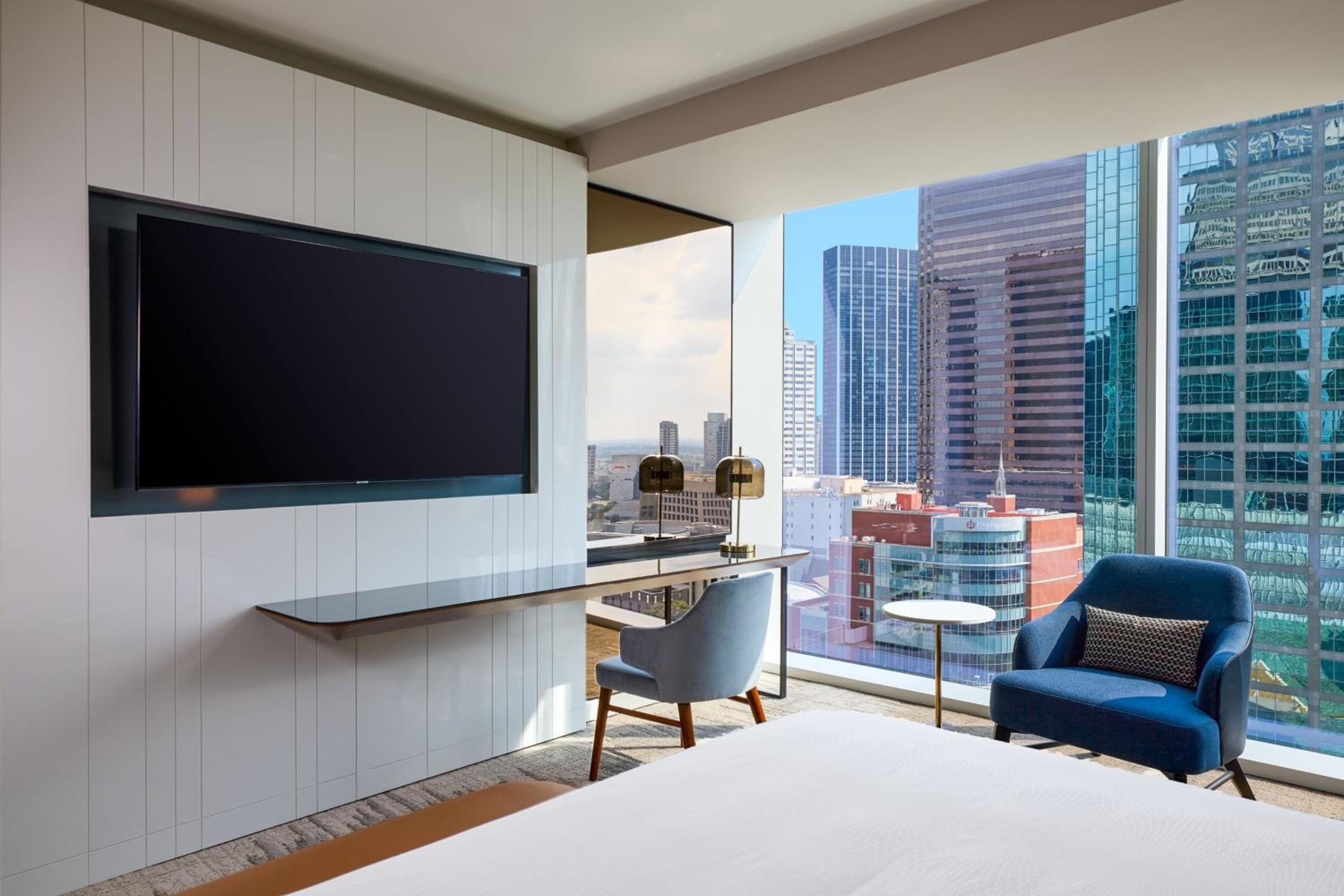 Standard King Room - Photo 3