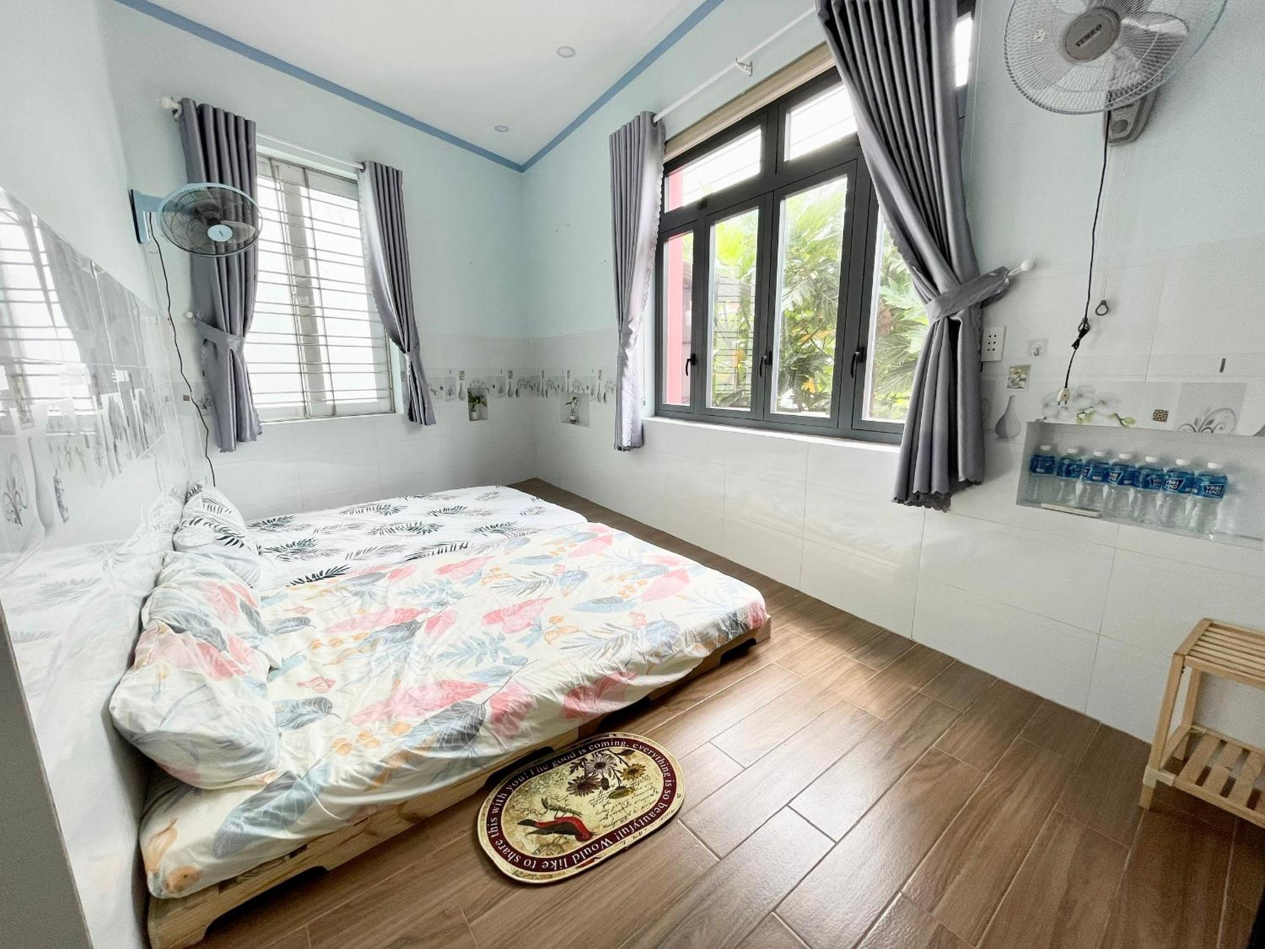 Twin Room with Private Bathroom photo 1