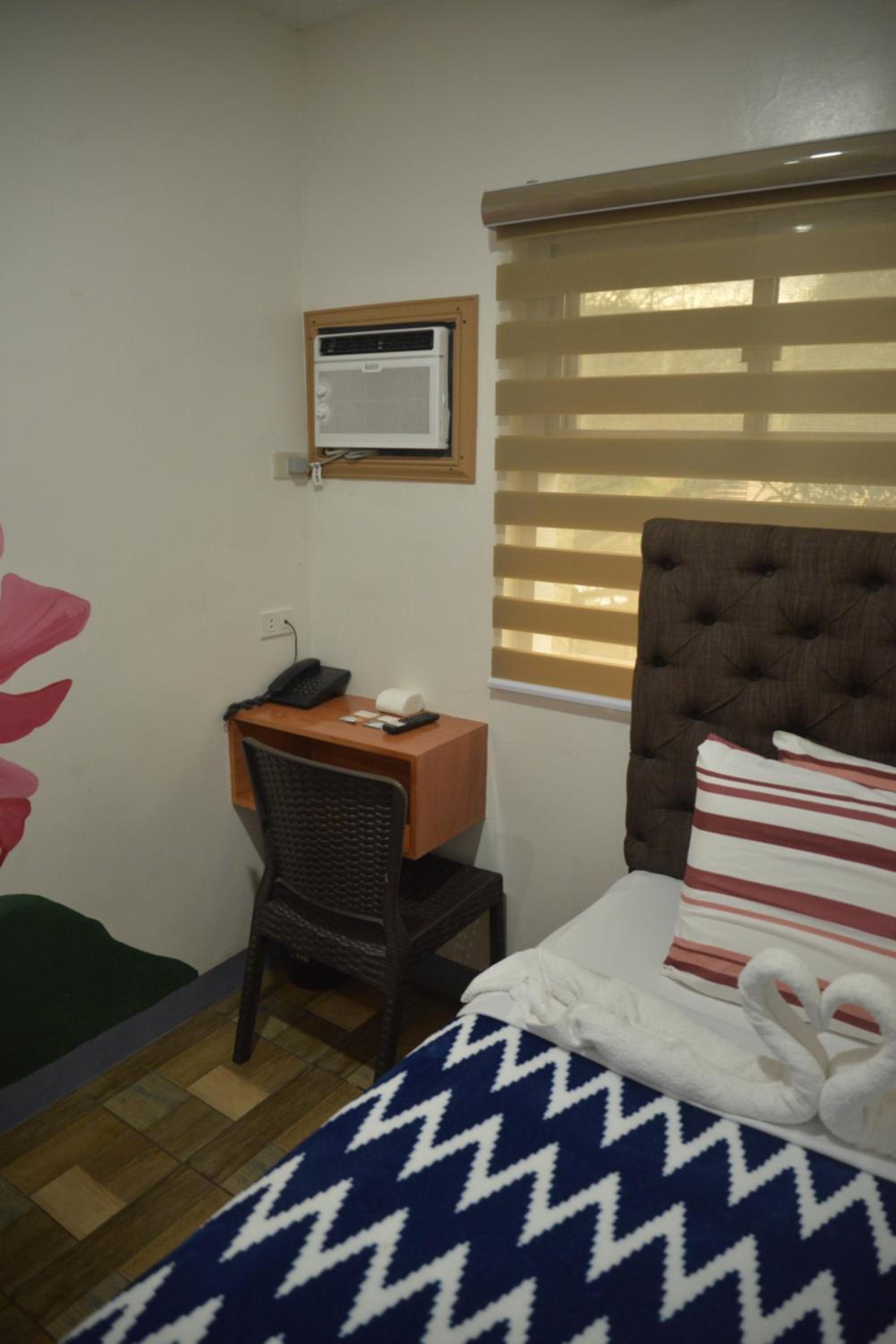 Standard Double Room - Photo 3