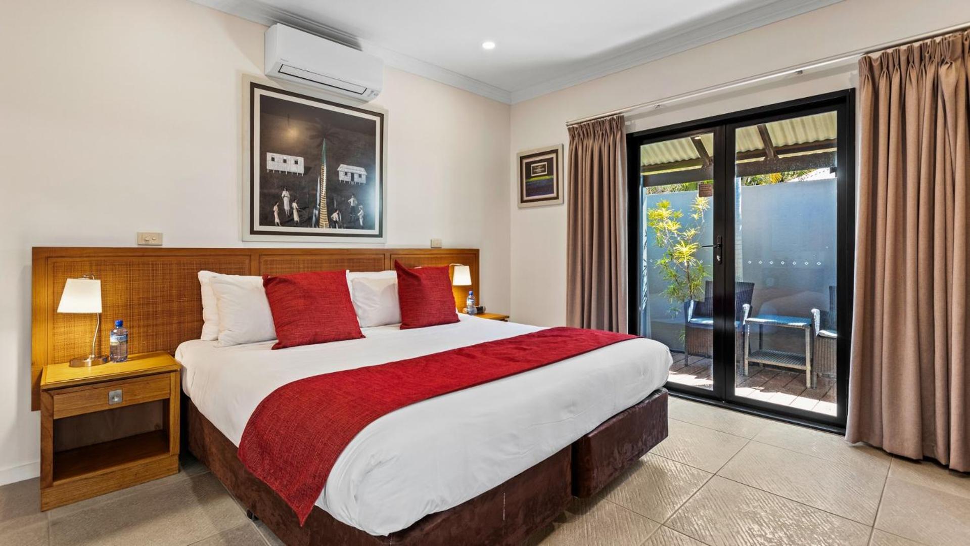 Superior Pool Villa - Photo 11