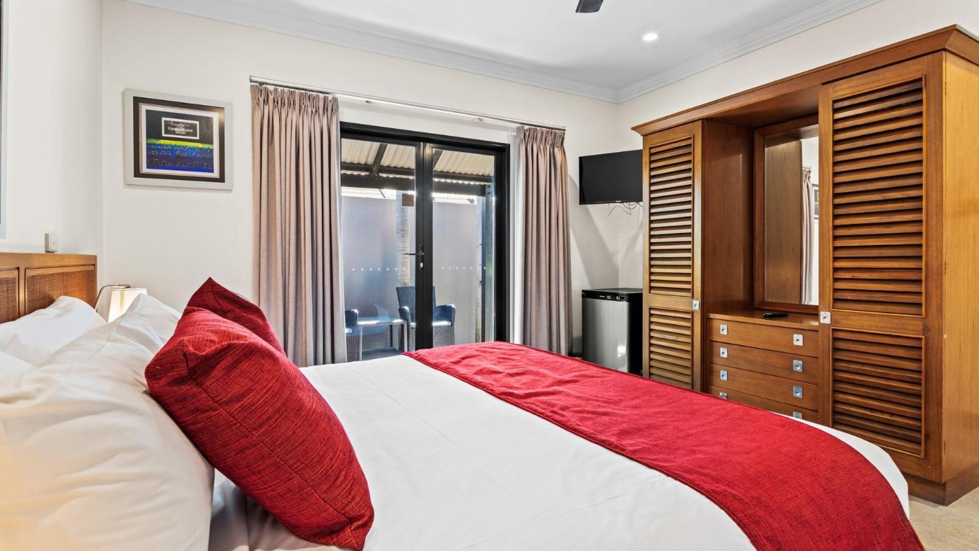 Superior Pool Villa - Photo 10