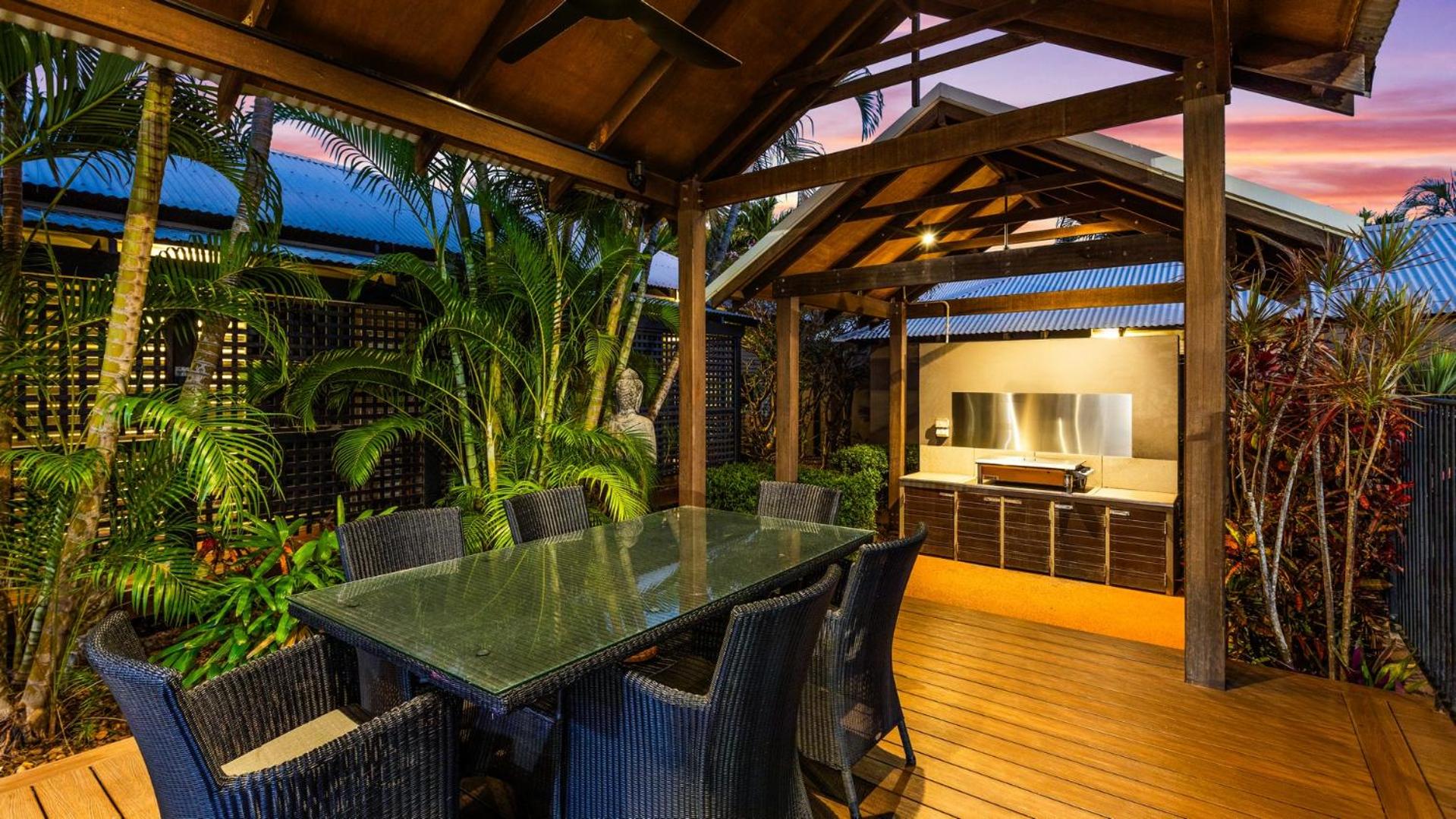 Superior Pool Villa - Photo 2