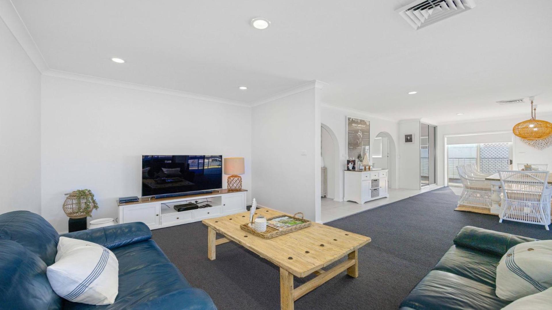 Three-Bedroom House photo 1