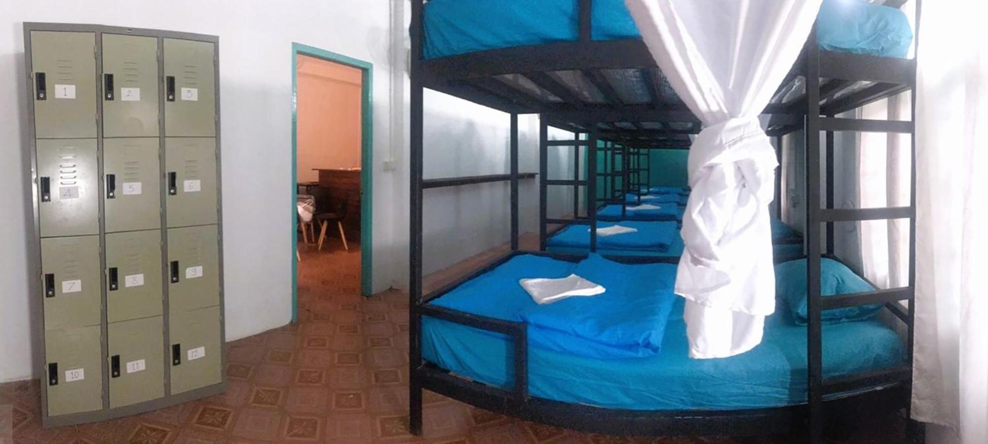 Bed in 10-Bed Mixed Dormitory Room photo 1