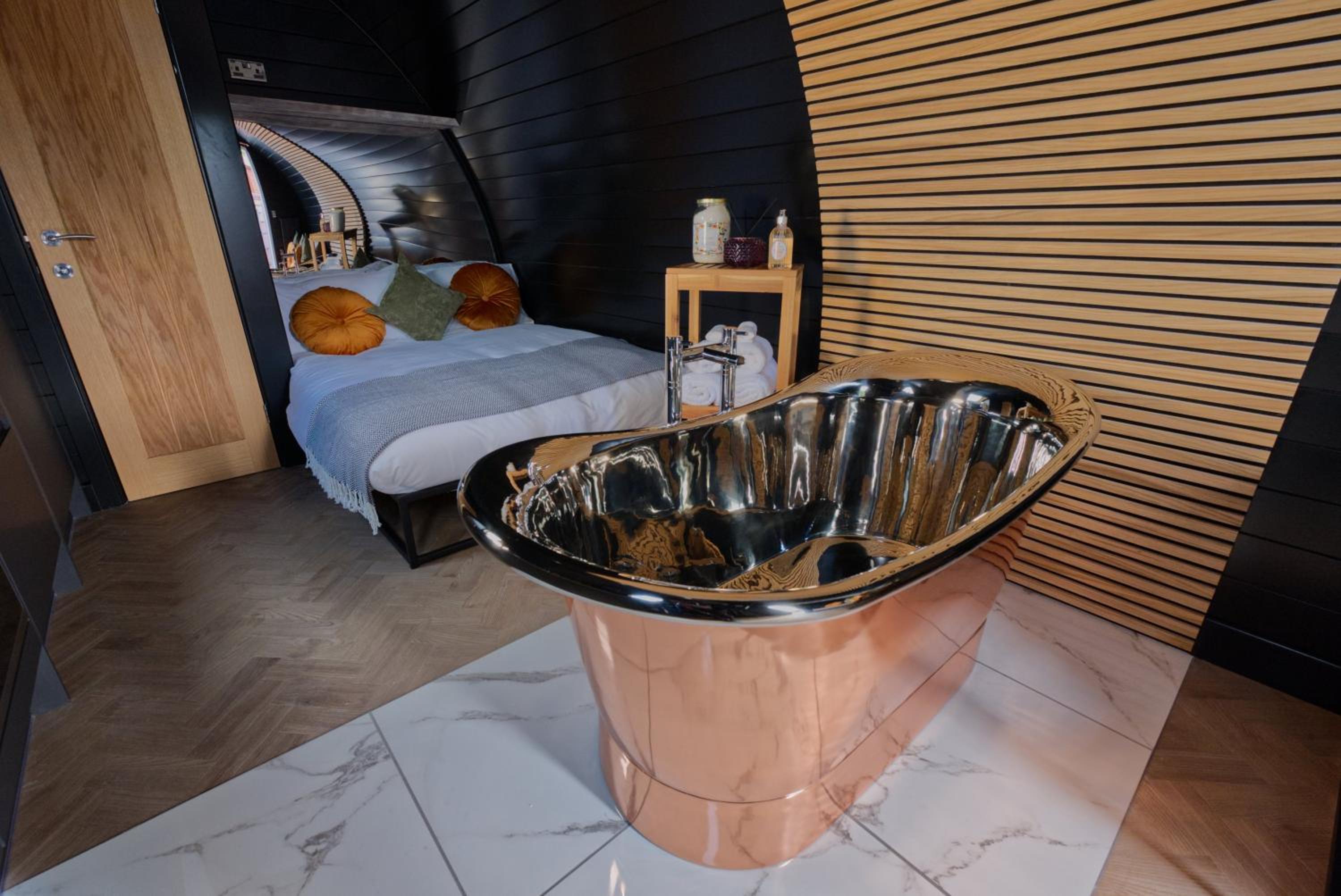 Boujee Glamping Pod (no dogs) - Photo 3