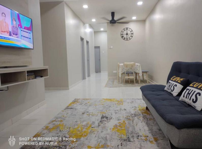 Three-Bedroom House photo 1