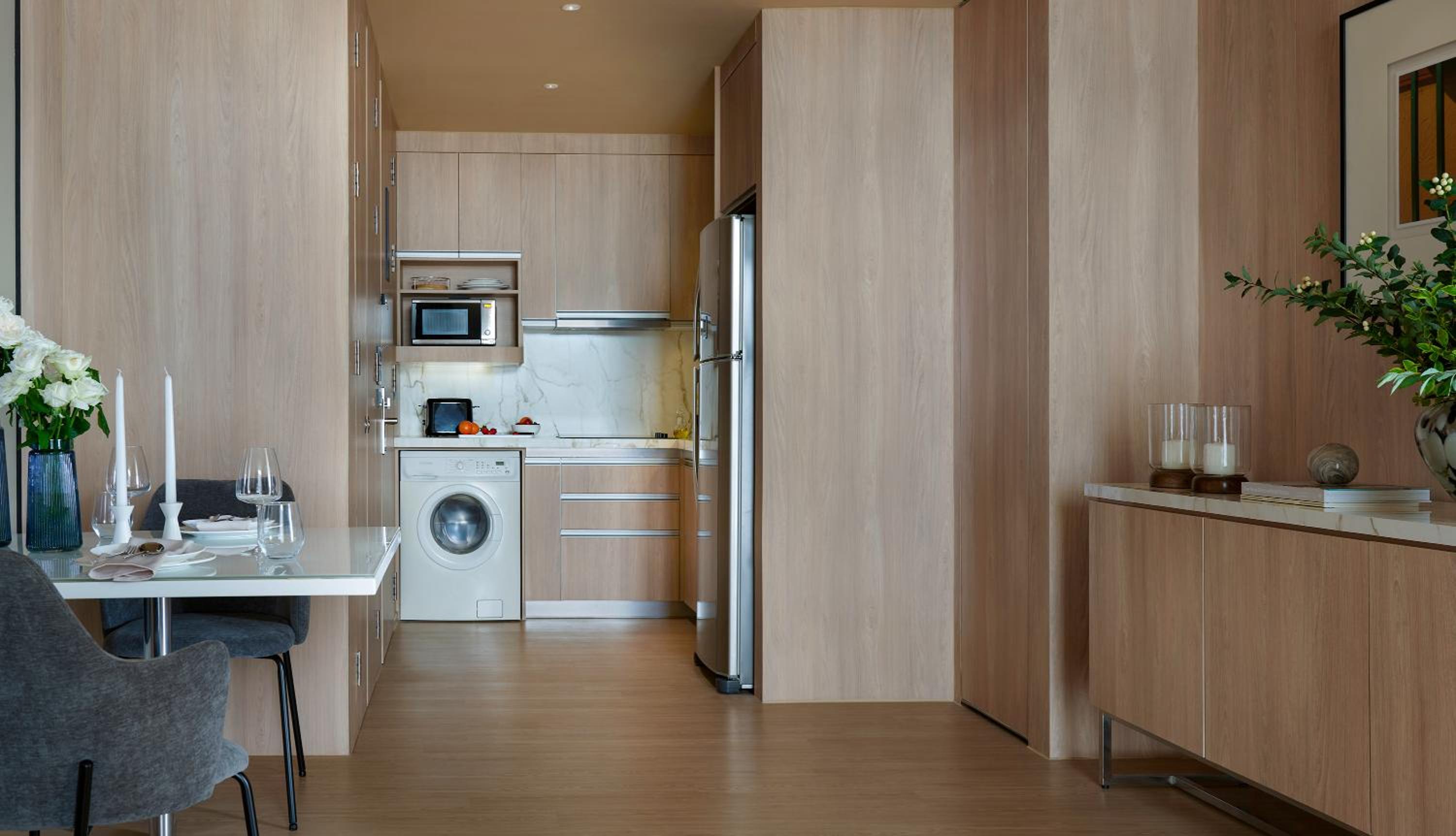 One-Bedroom Premier photo 2