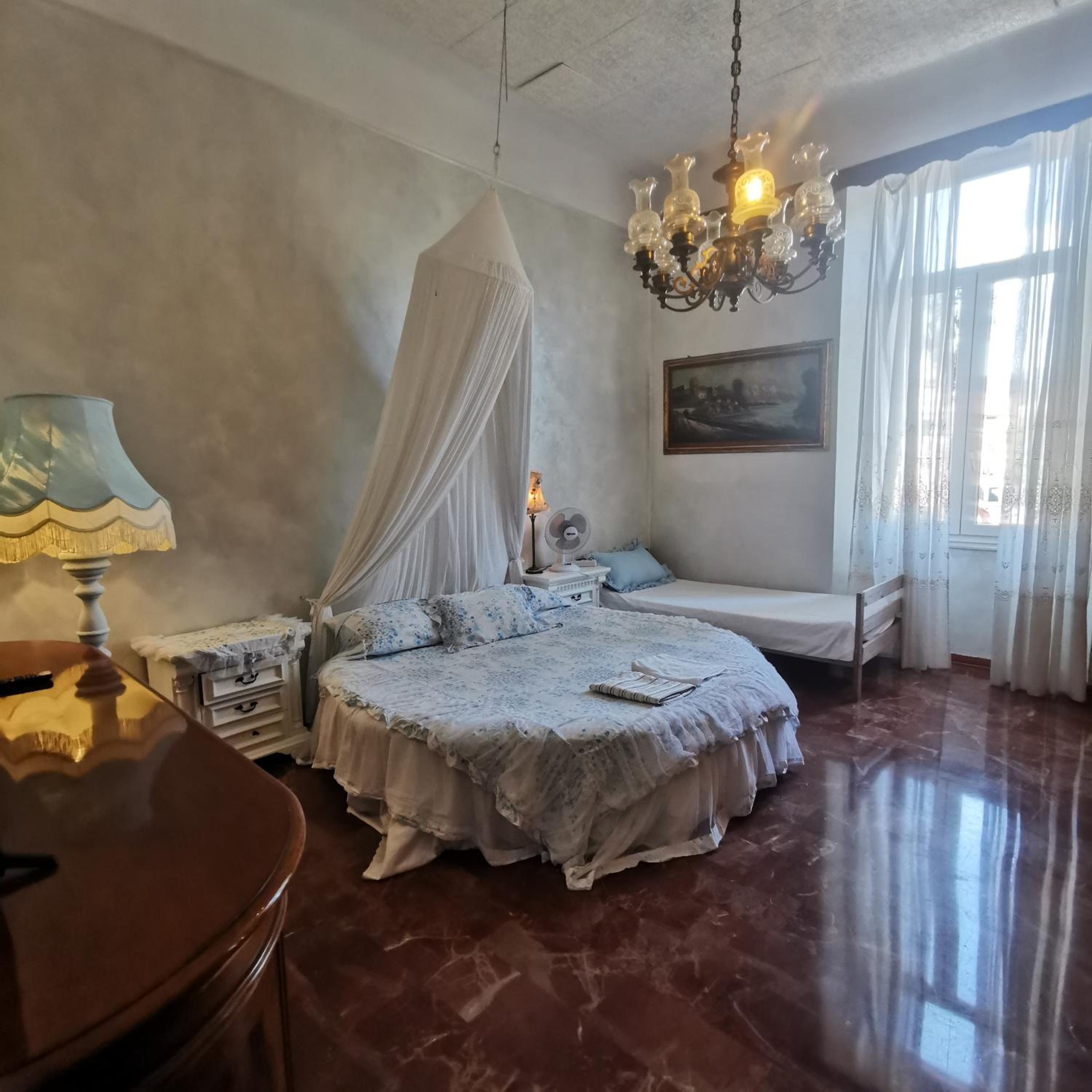 Family Suite photo 2
