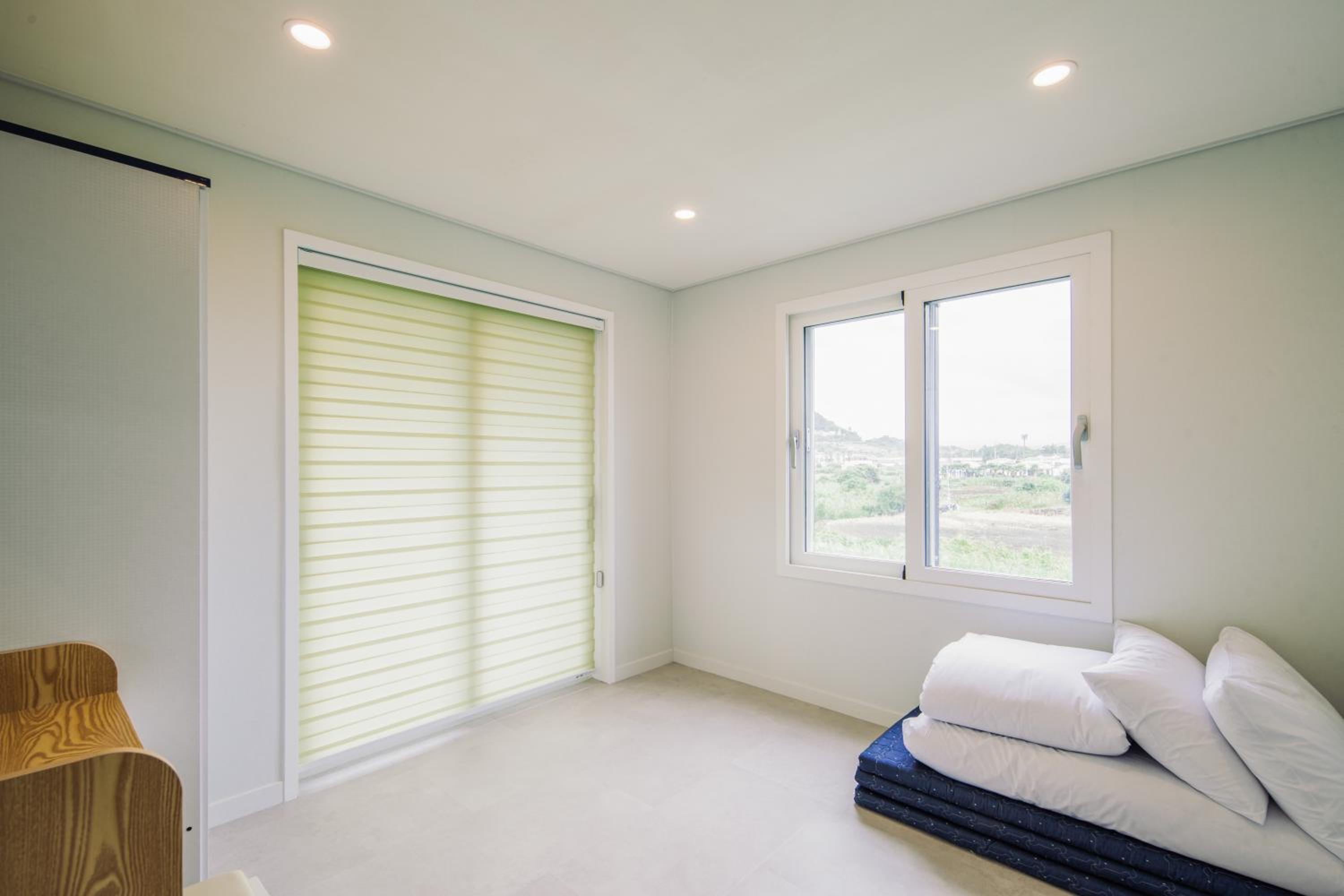 Two-Bedroom House - Photo 13