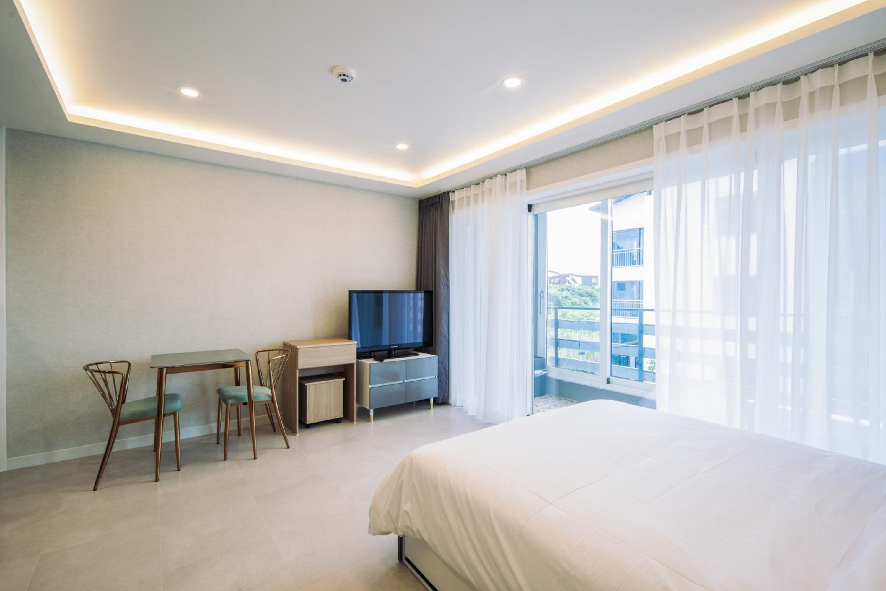 Double Room - Photo 4