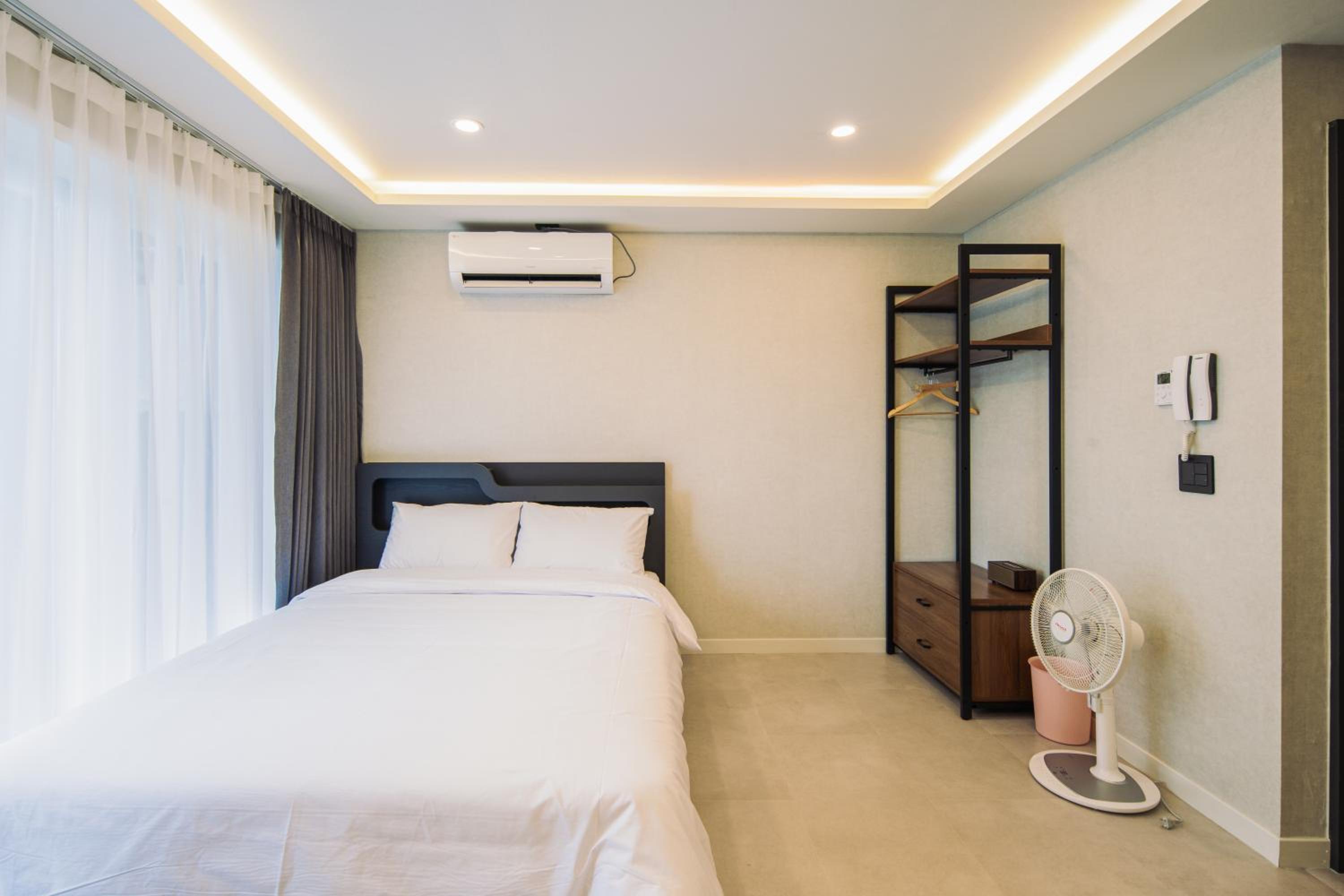 Double Room - Photo 5