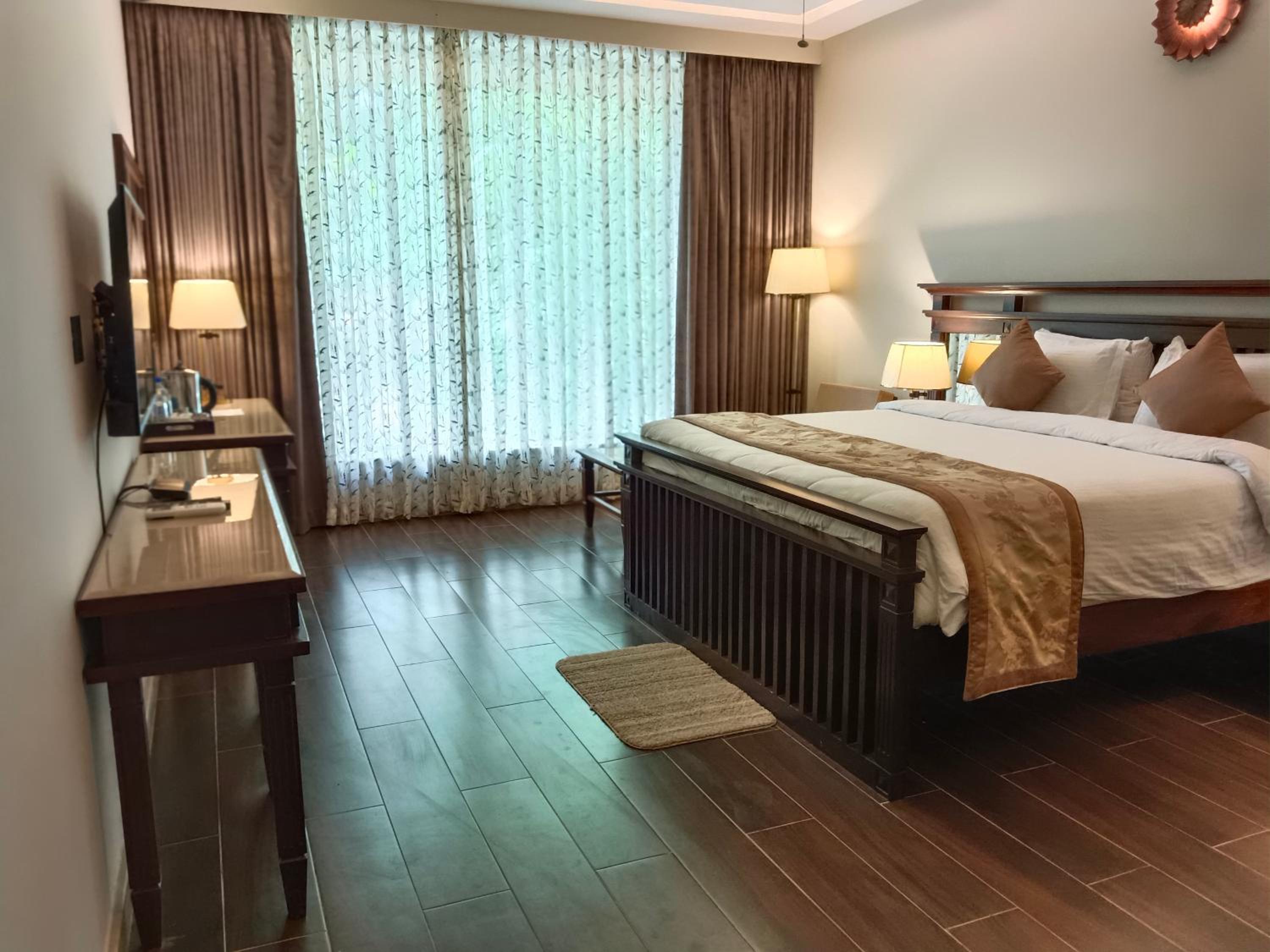 King Room with Garden View