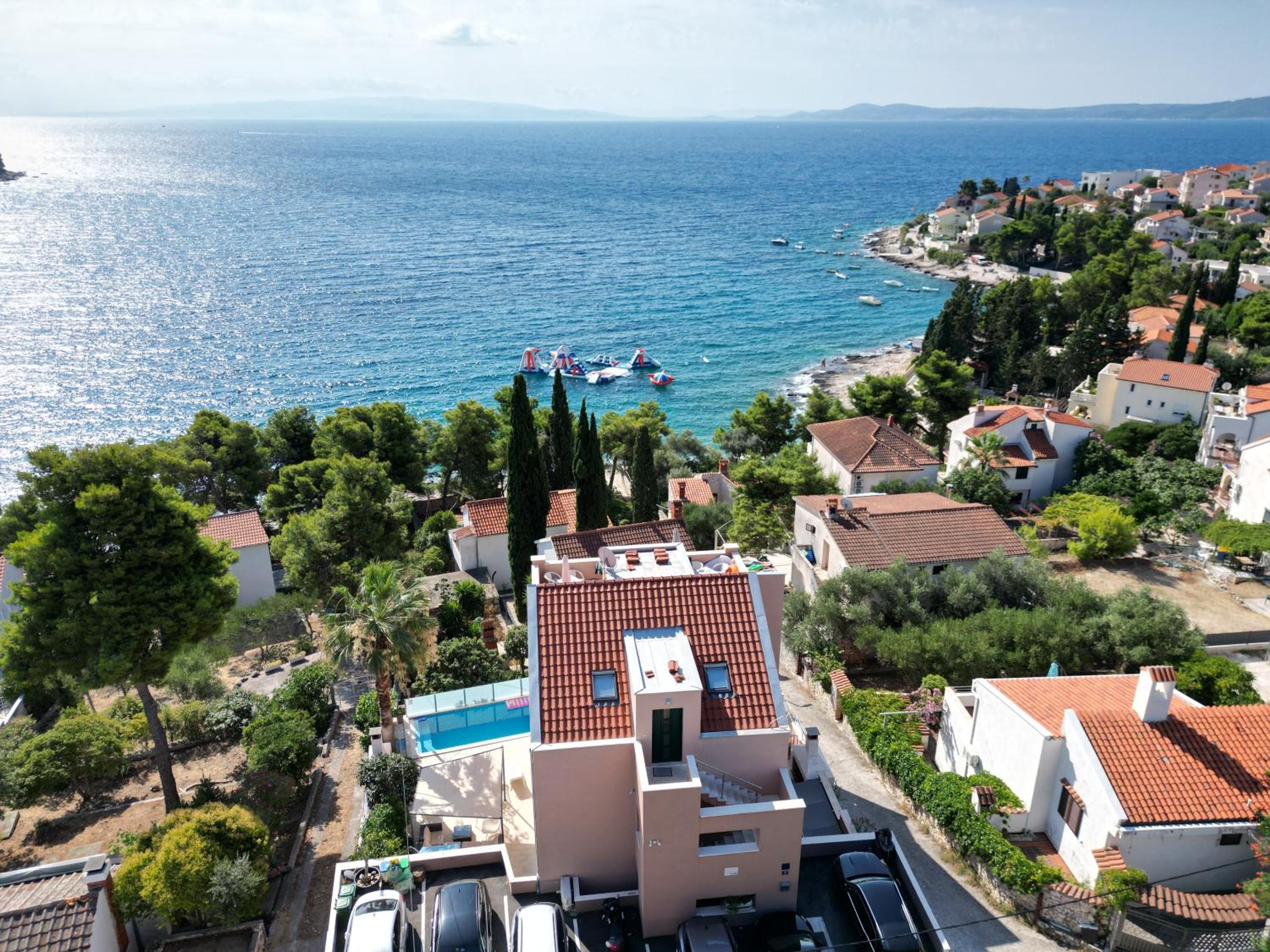 Apartment with Balcony and Sea View - First Floor
