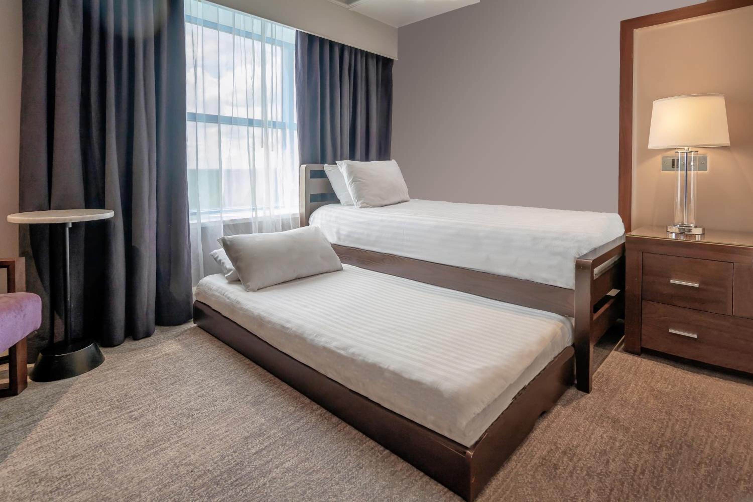 Family Room, 1 King Bed, 1 Single bed, 1 Trundle bed  - Photo 10
