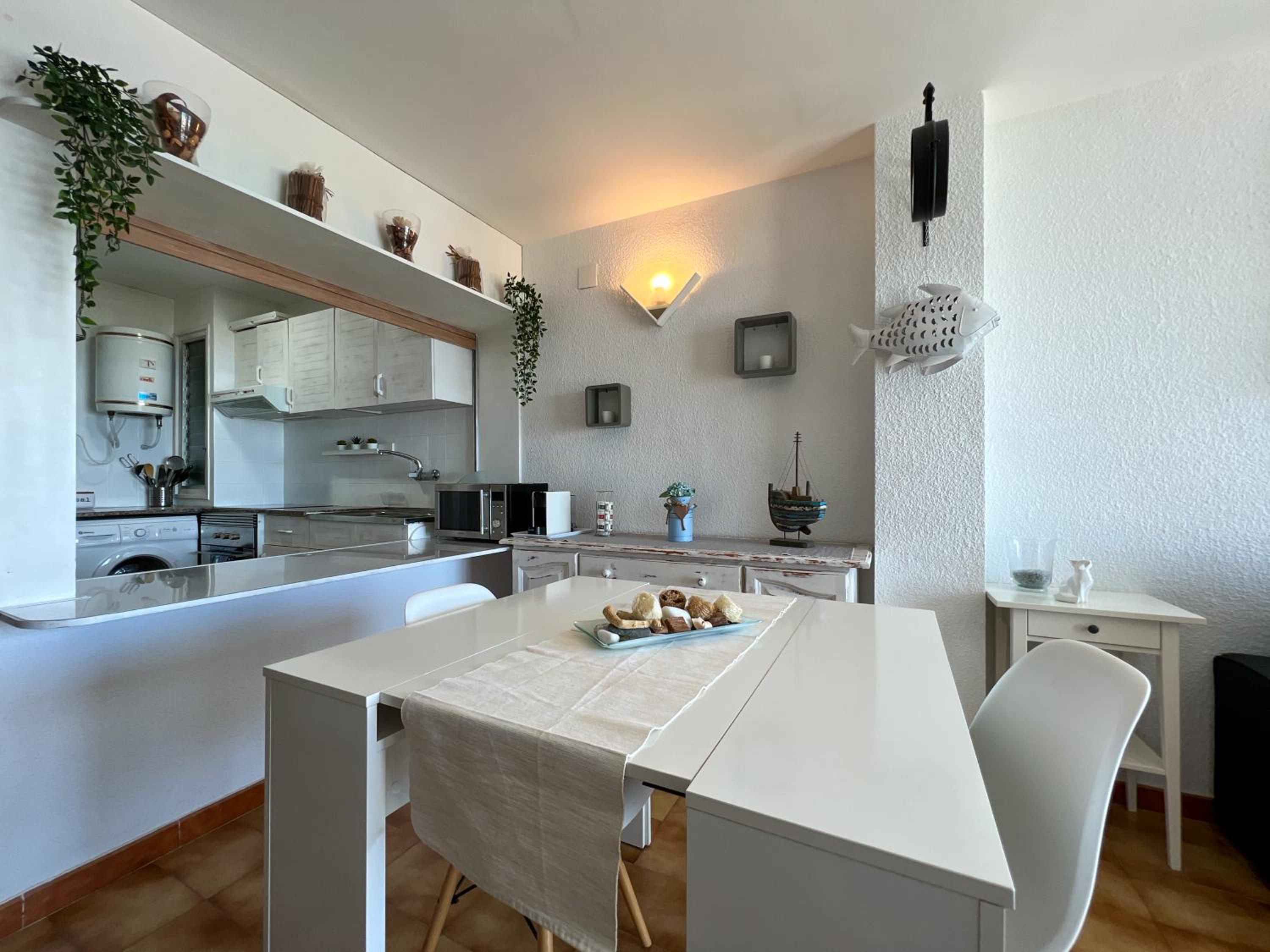 Apartment with Sea View photo 2