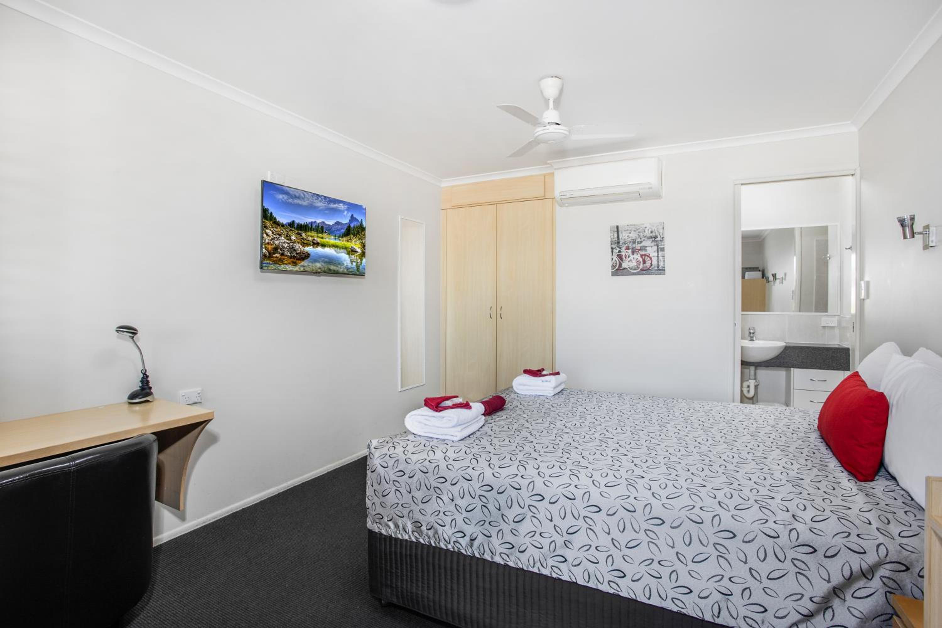 Executive Queen Room photo 3