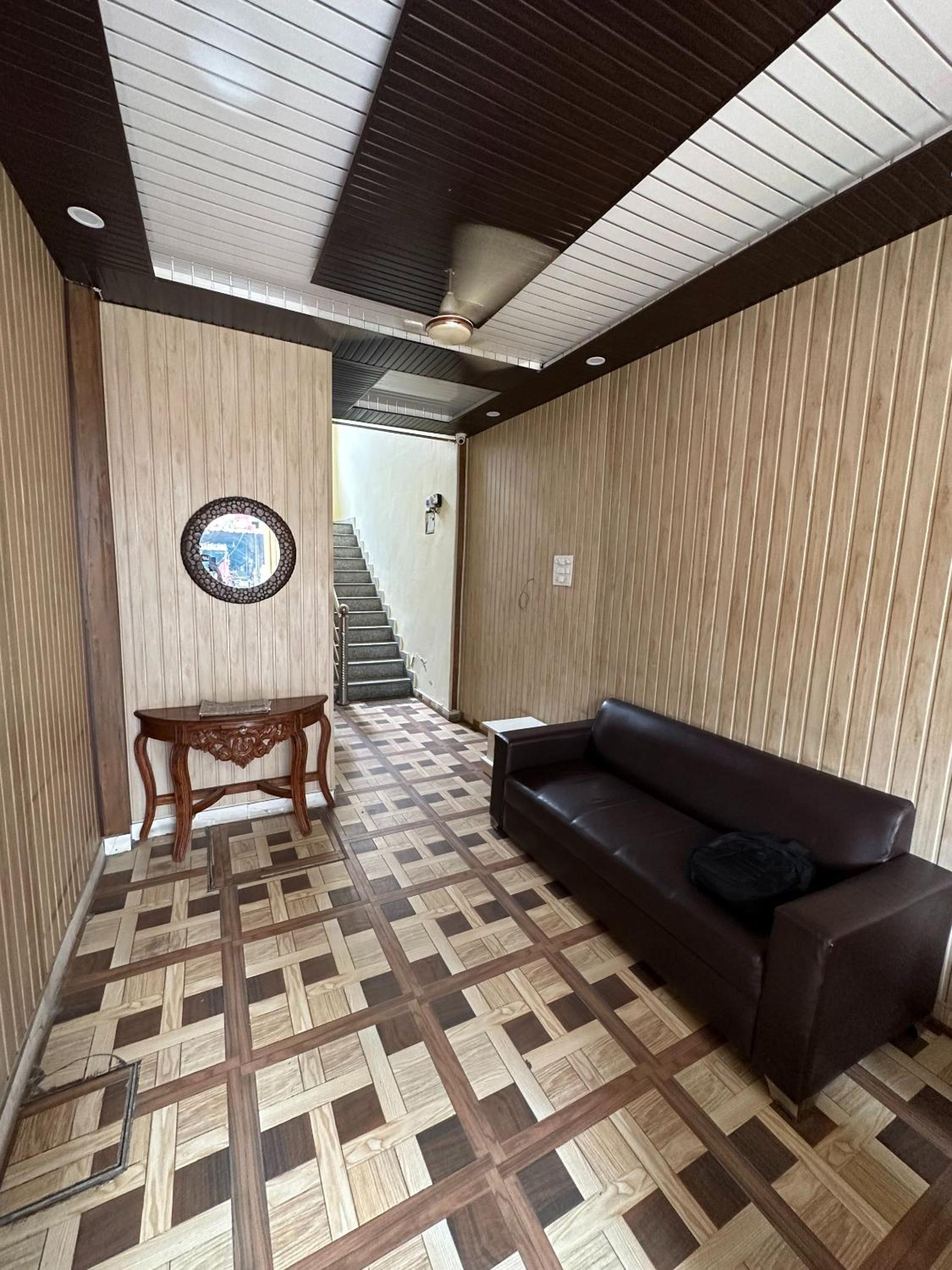 Deluxe Room - Photo 2