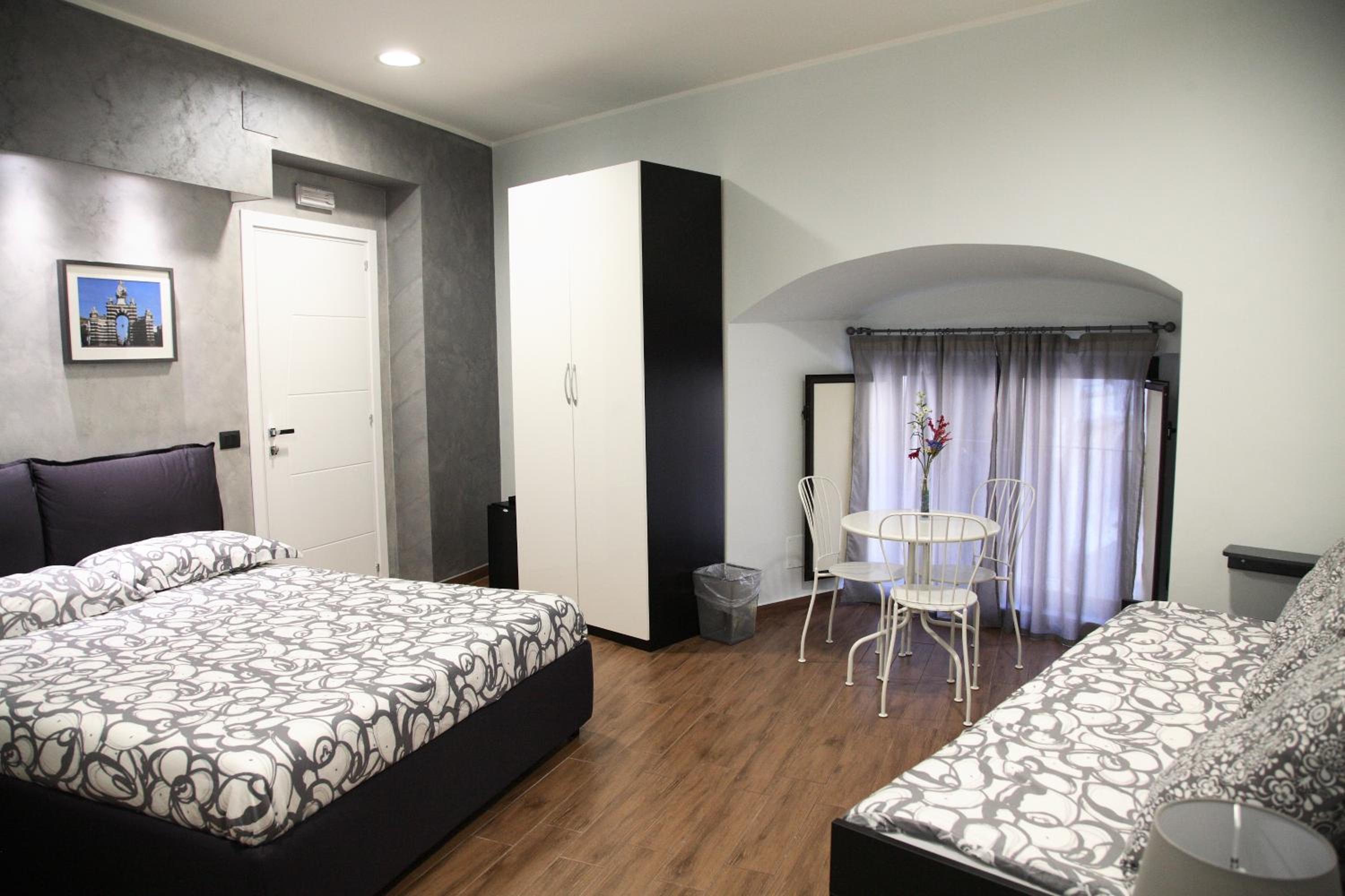 Camera Quadrupla con bagno privato