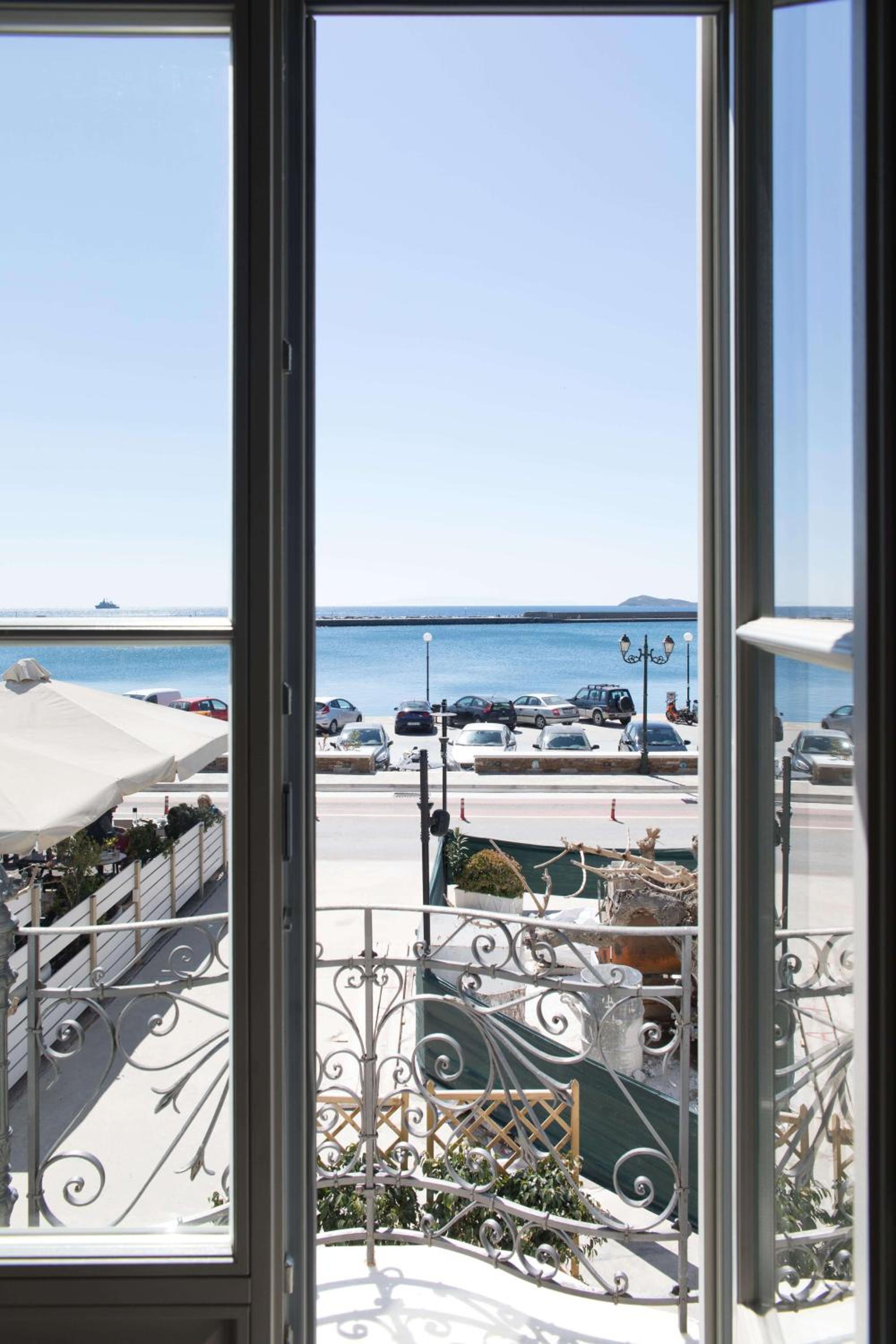 Apartment with Sea View photo 2