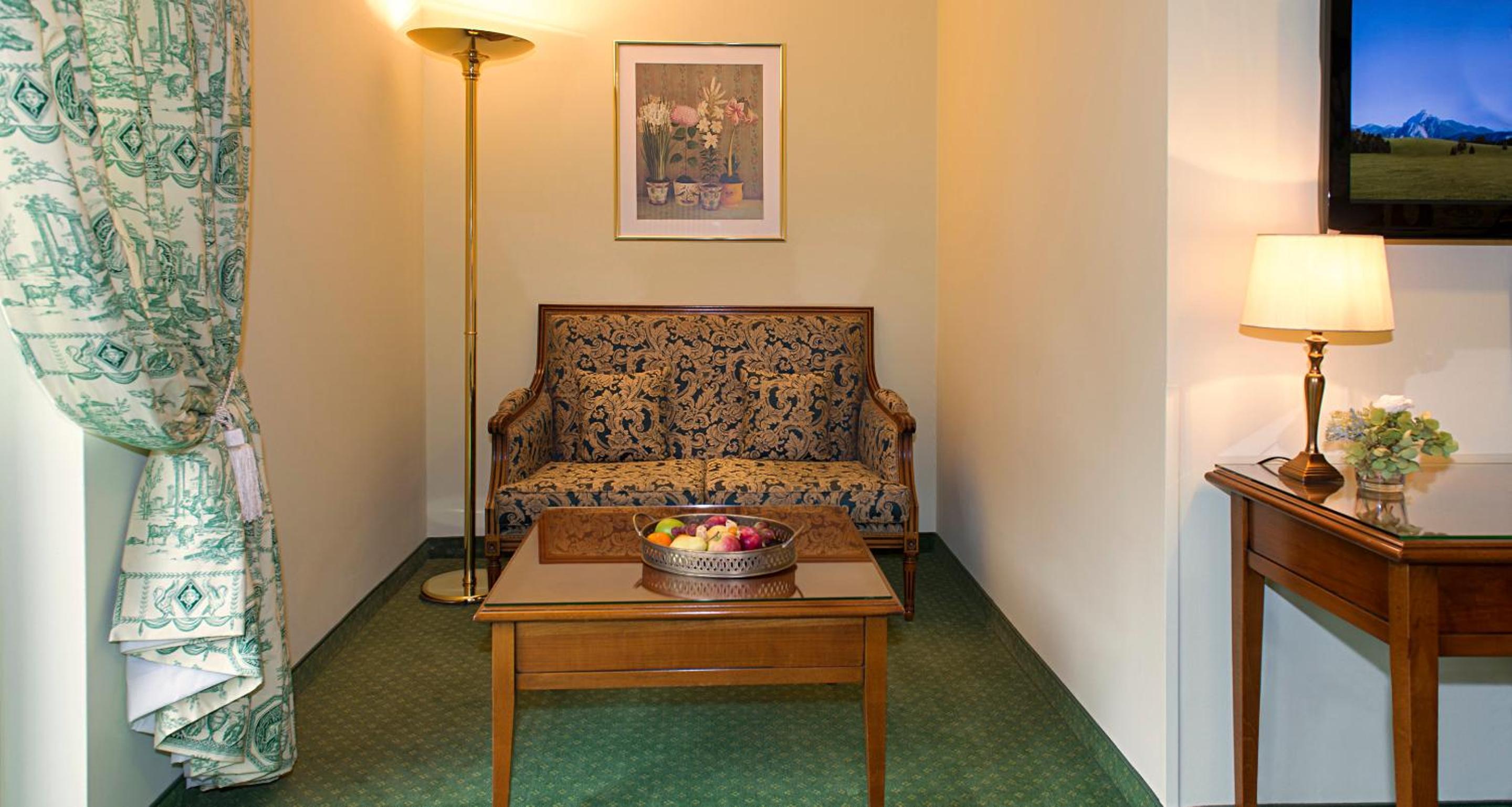 Deluxe Double Room - Photo 4