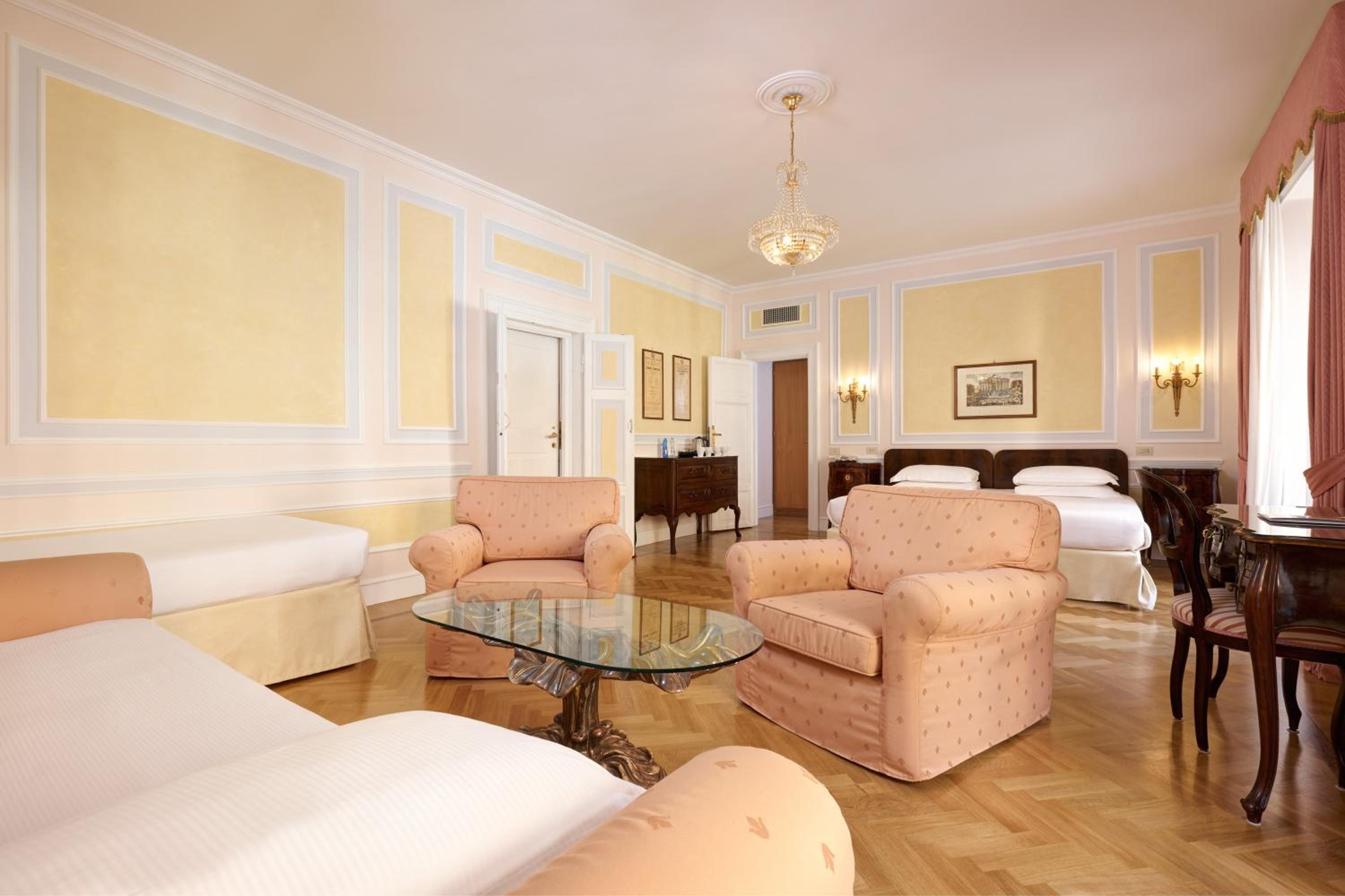 Junior Suite thumbnail 5