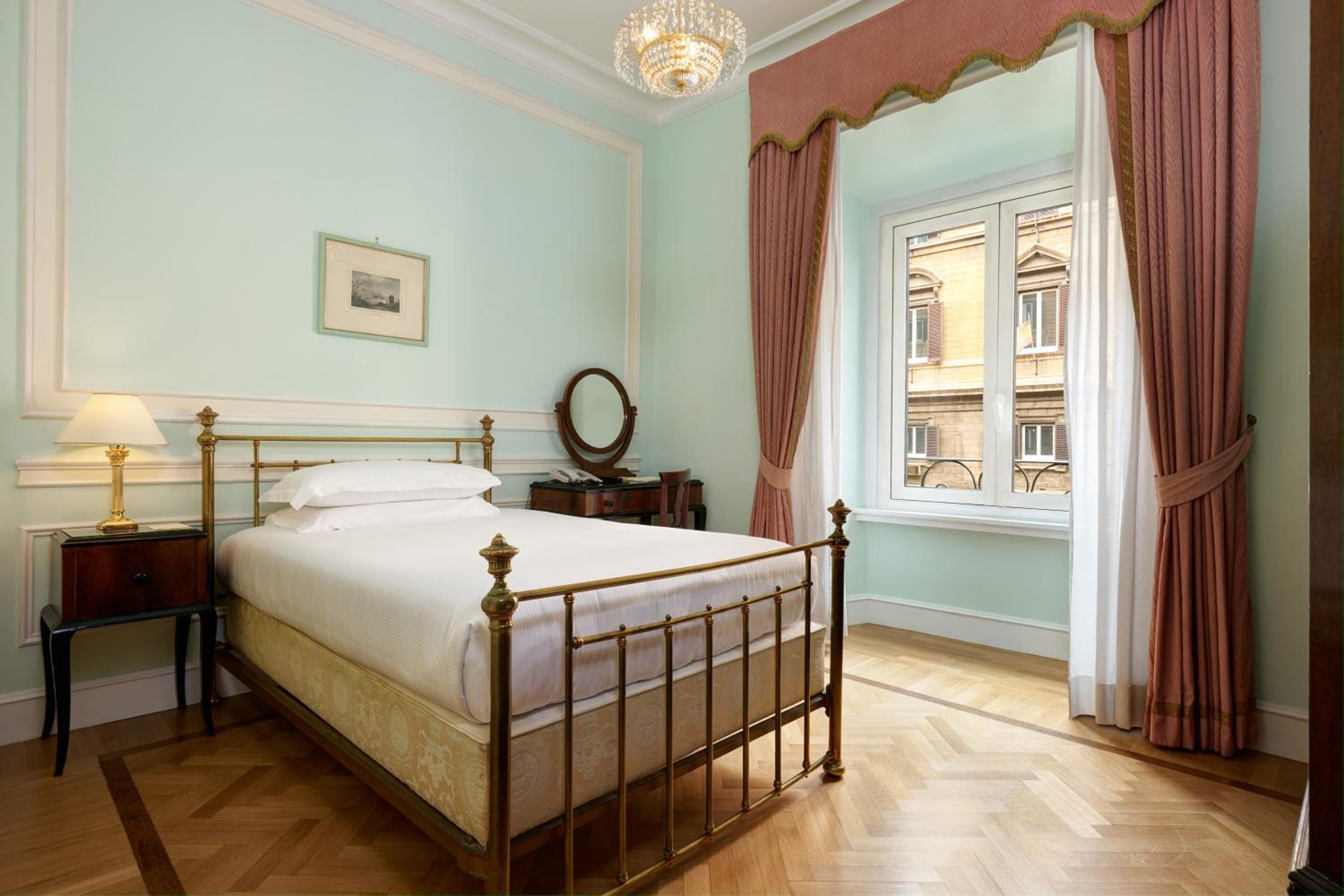 Single Room French Bed