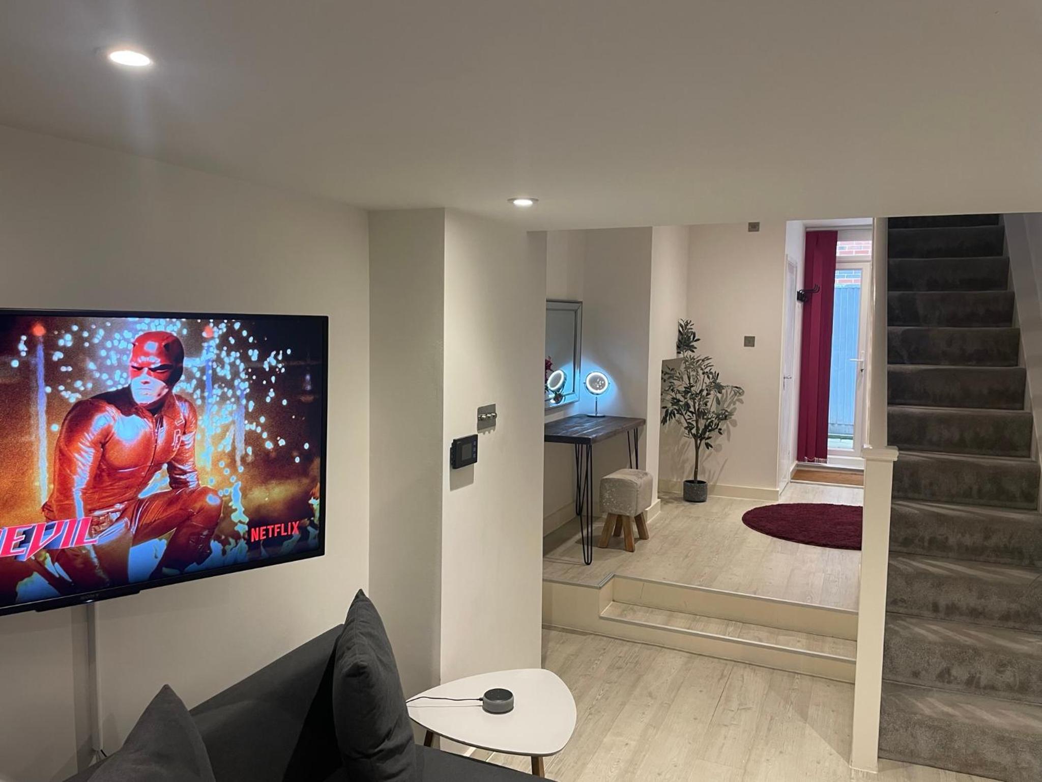 One-Bedroom Apartment - Photo 23