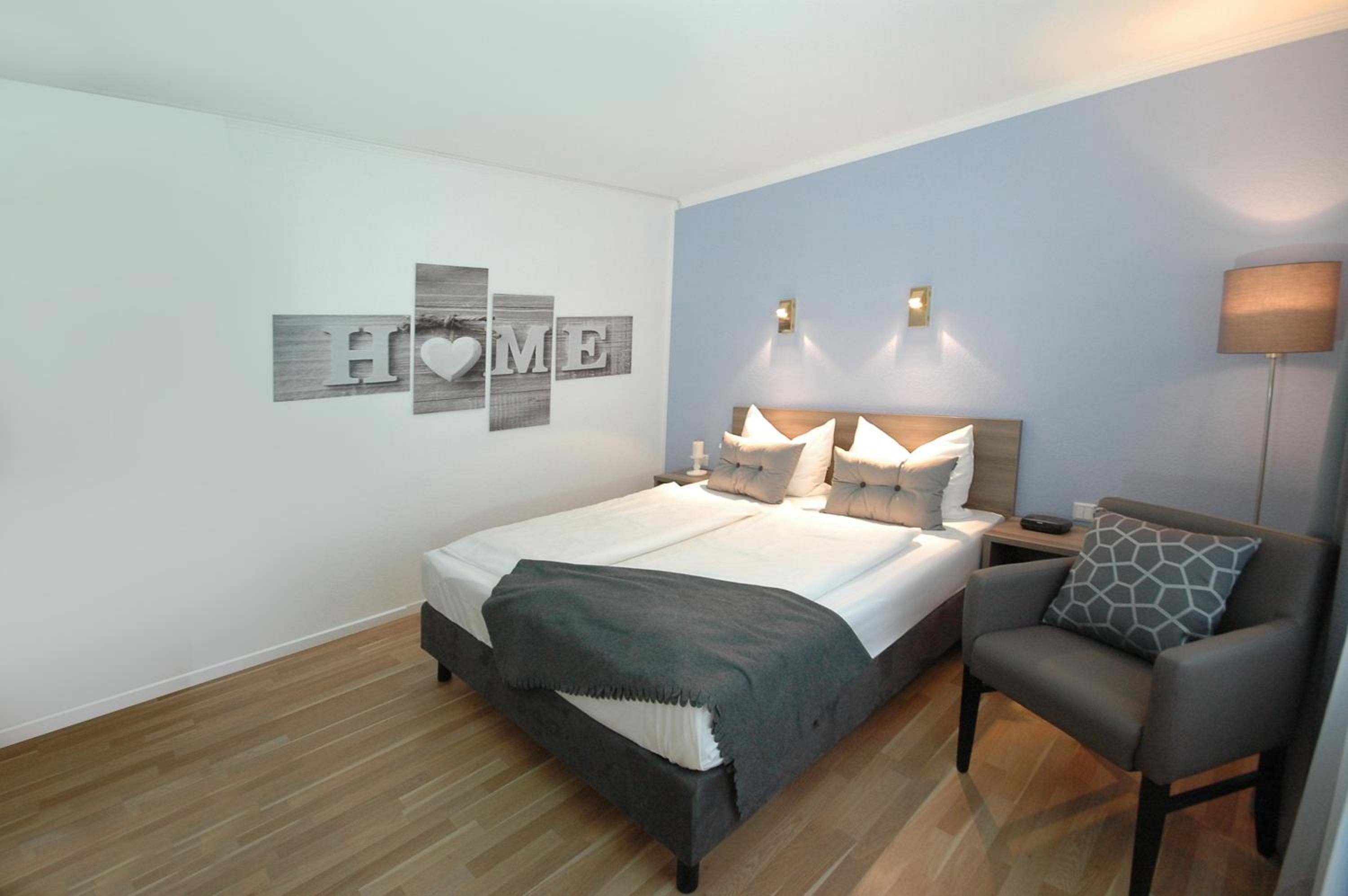 Standard Double Room - Photo 2