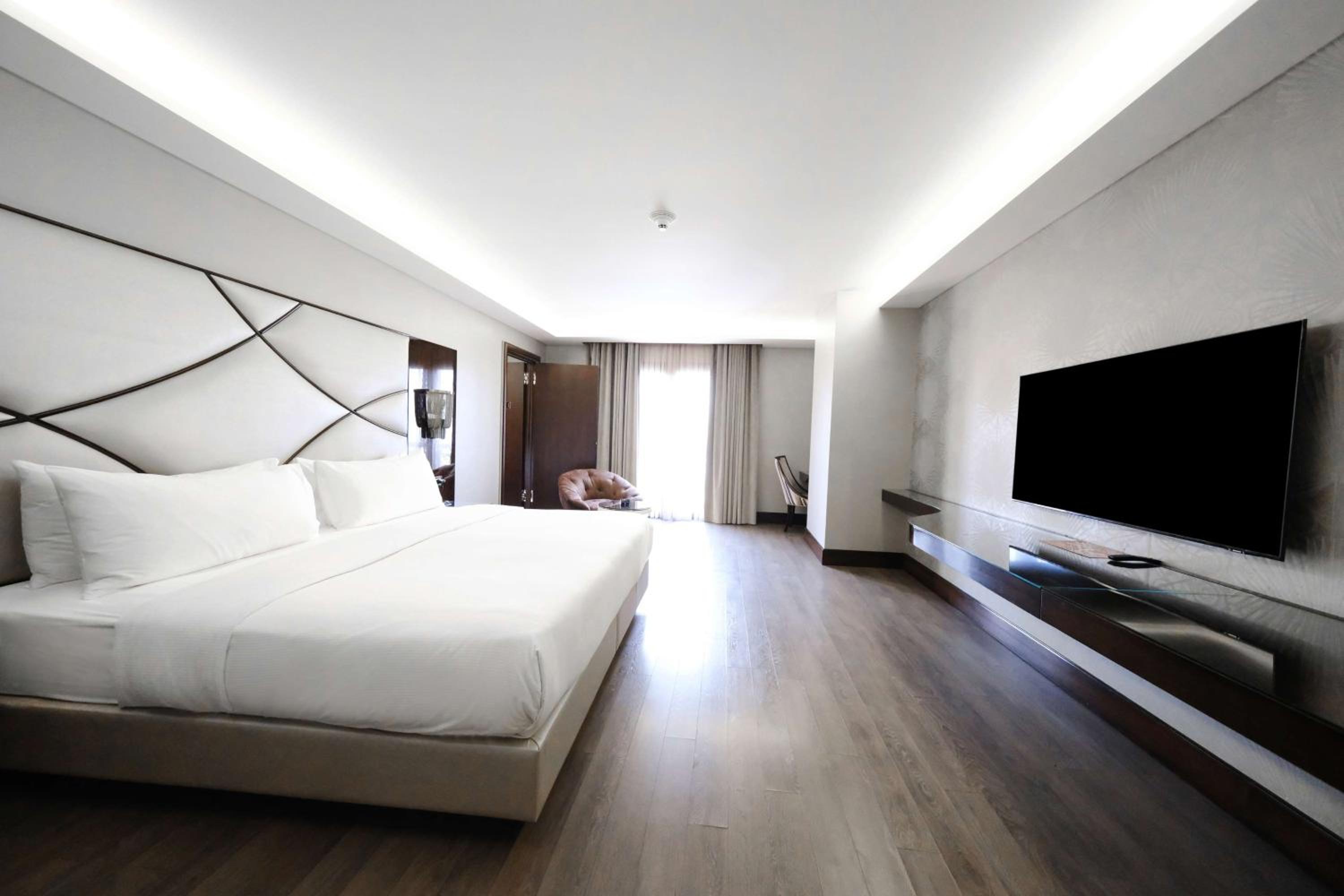 Family Connecting Rooms