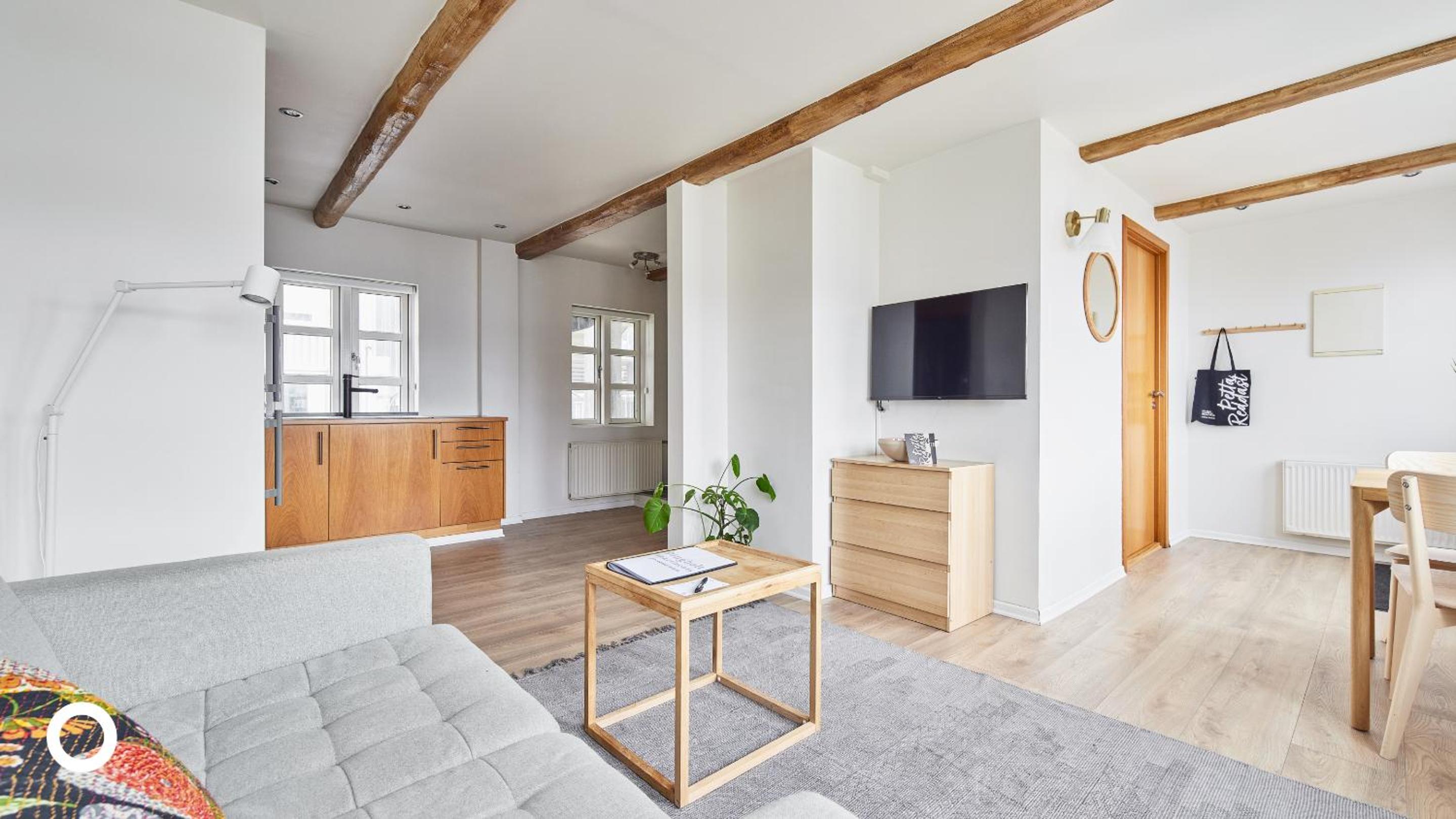 One Bed Home