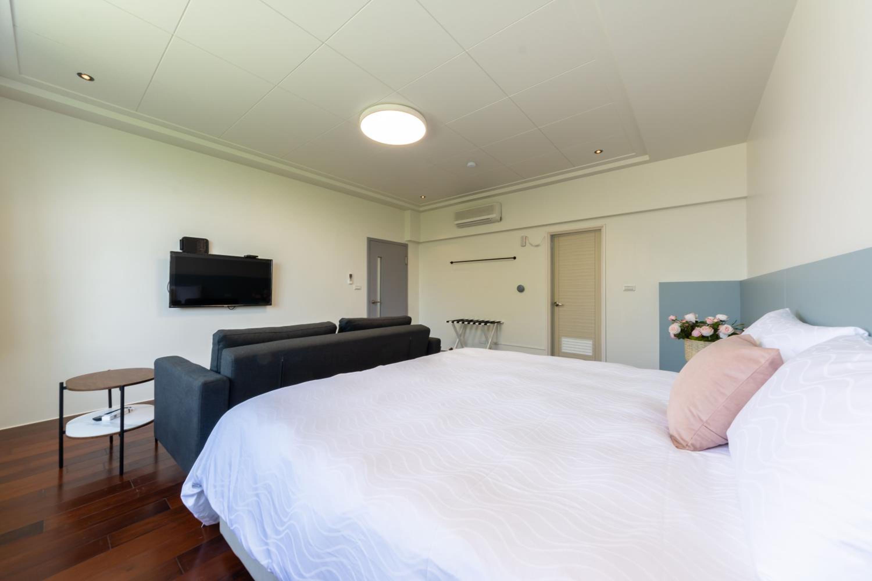 Double Room with Private Bathroom photo 2