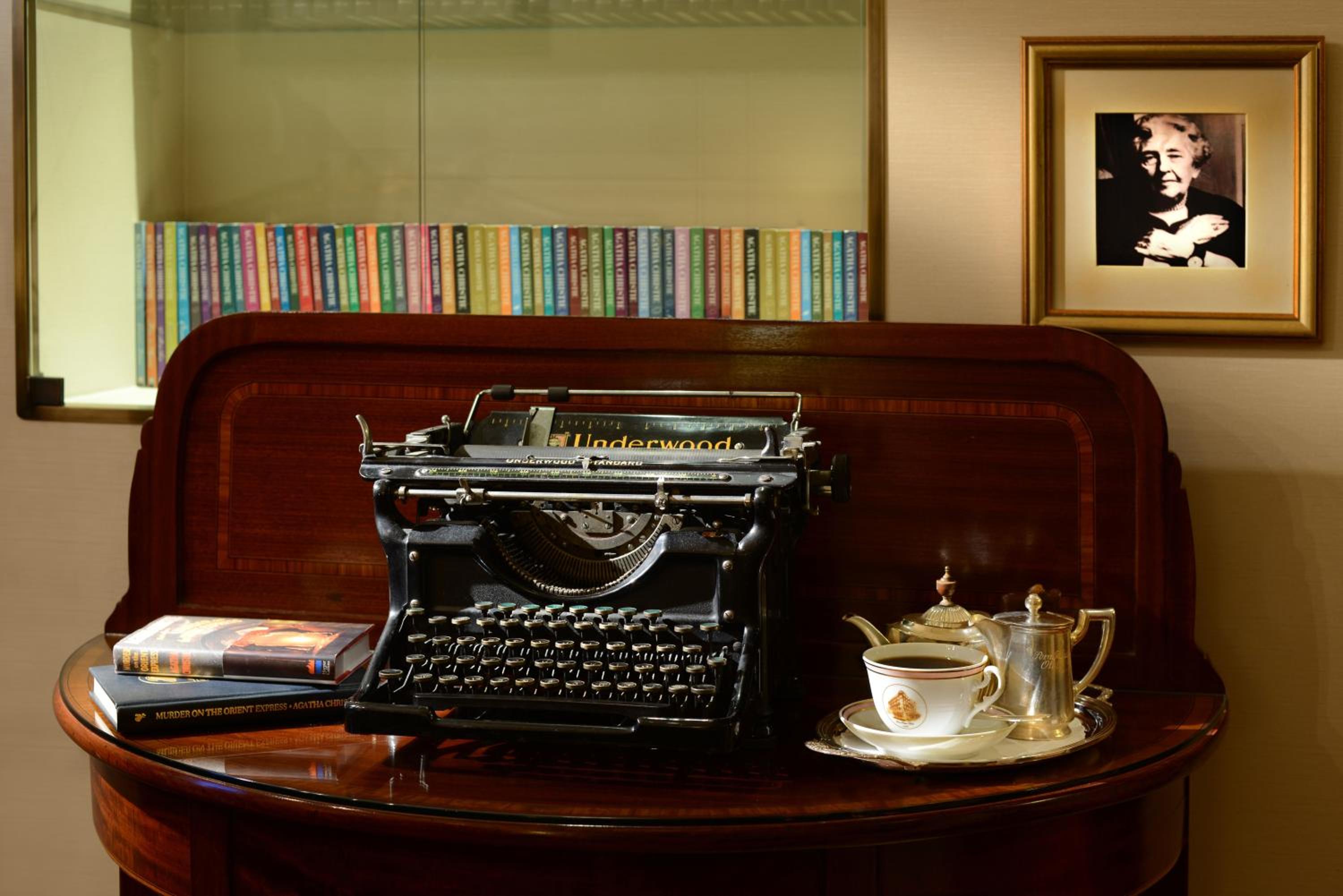 Agatha Christie King Room photo 3