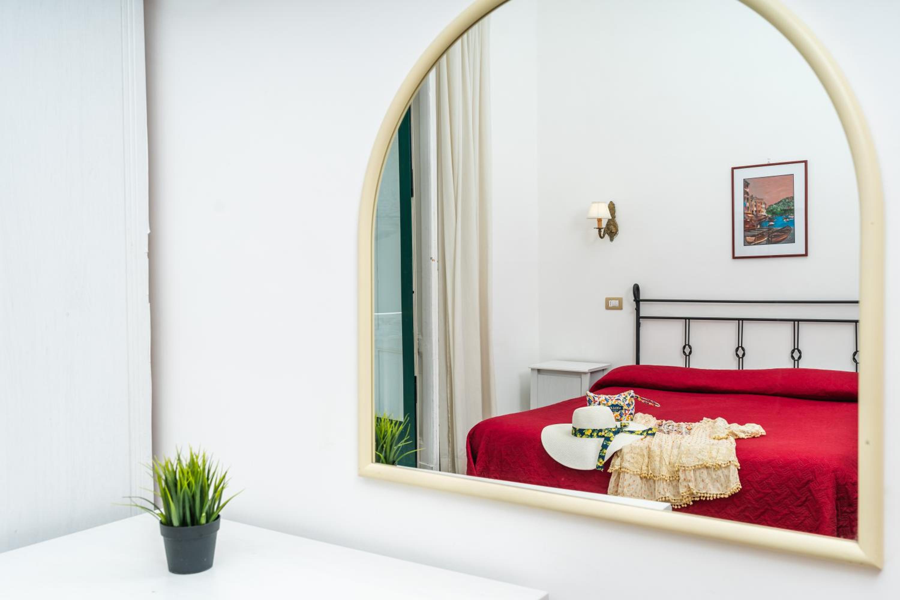 Double Room - Photo 23