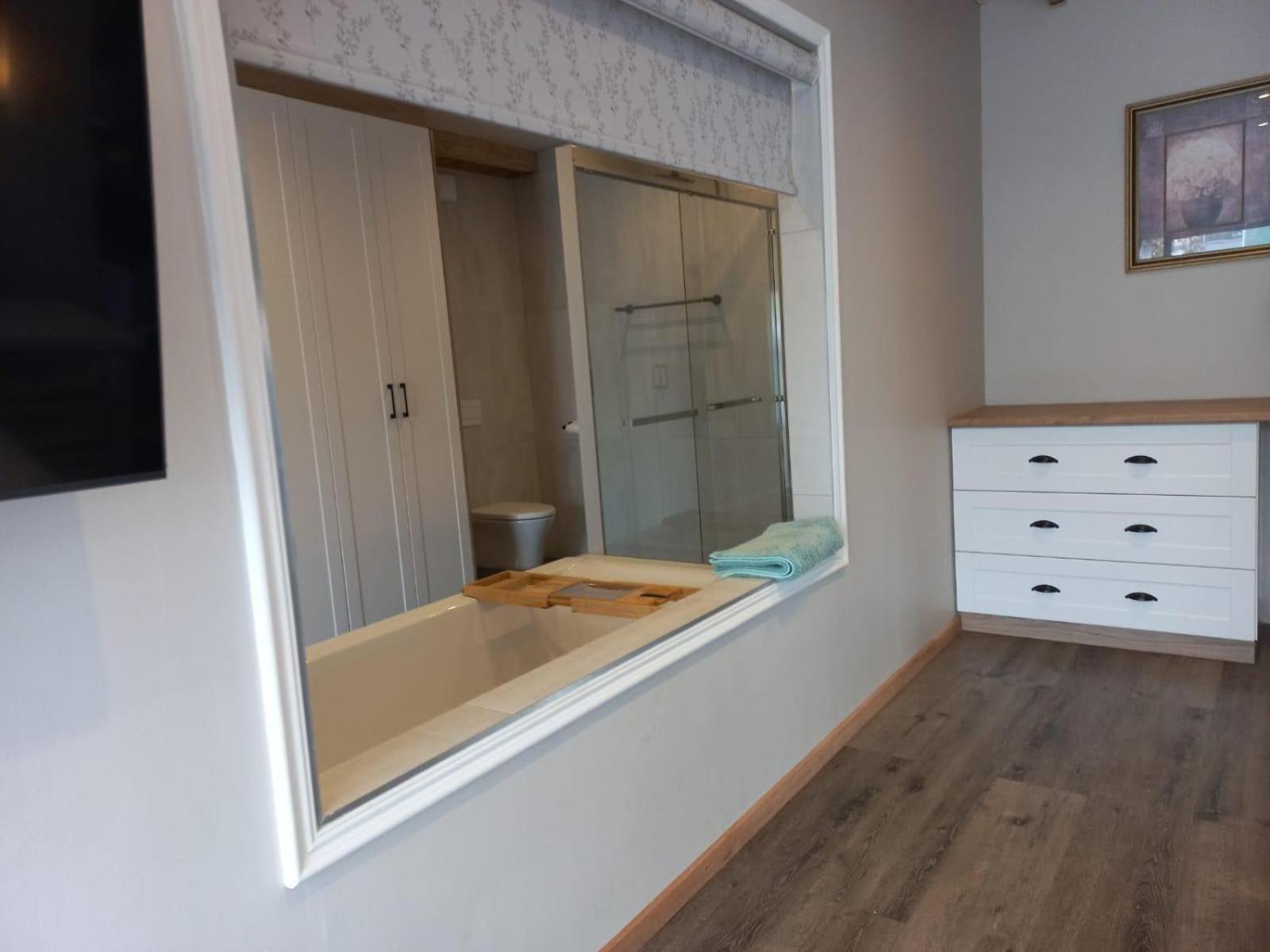 Luxury King Room photo 3