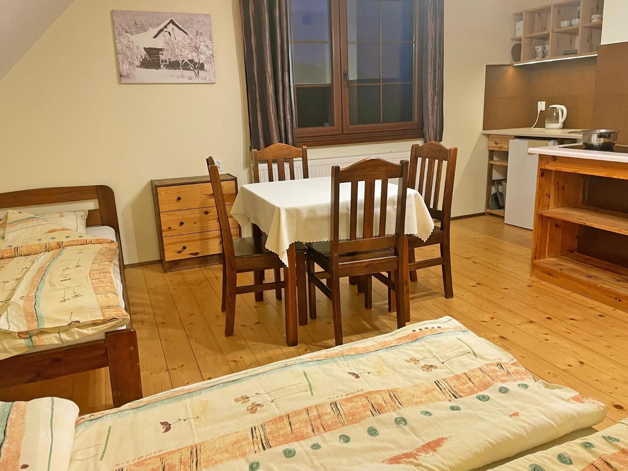Quadruple Room - Photo 1