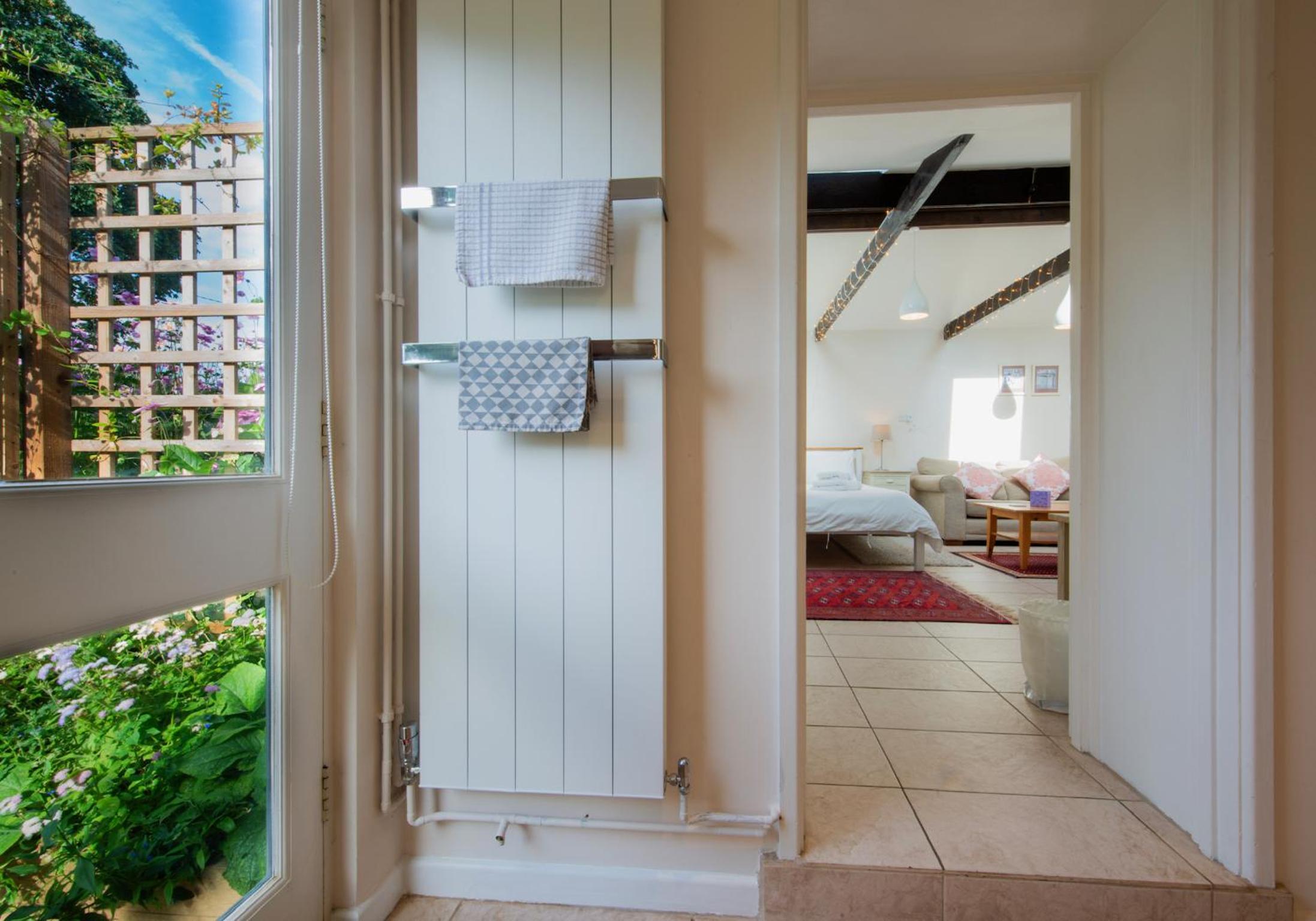 One-Bedroom House photo 1