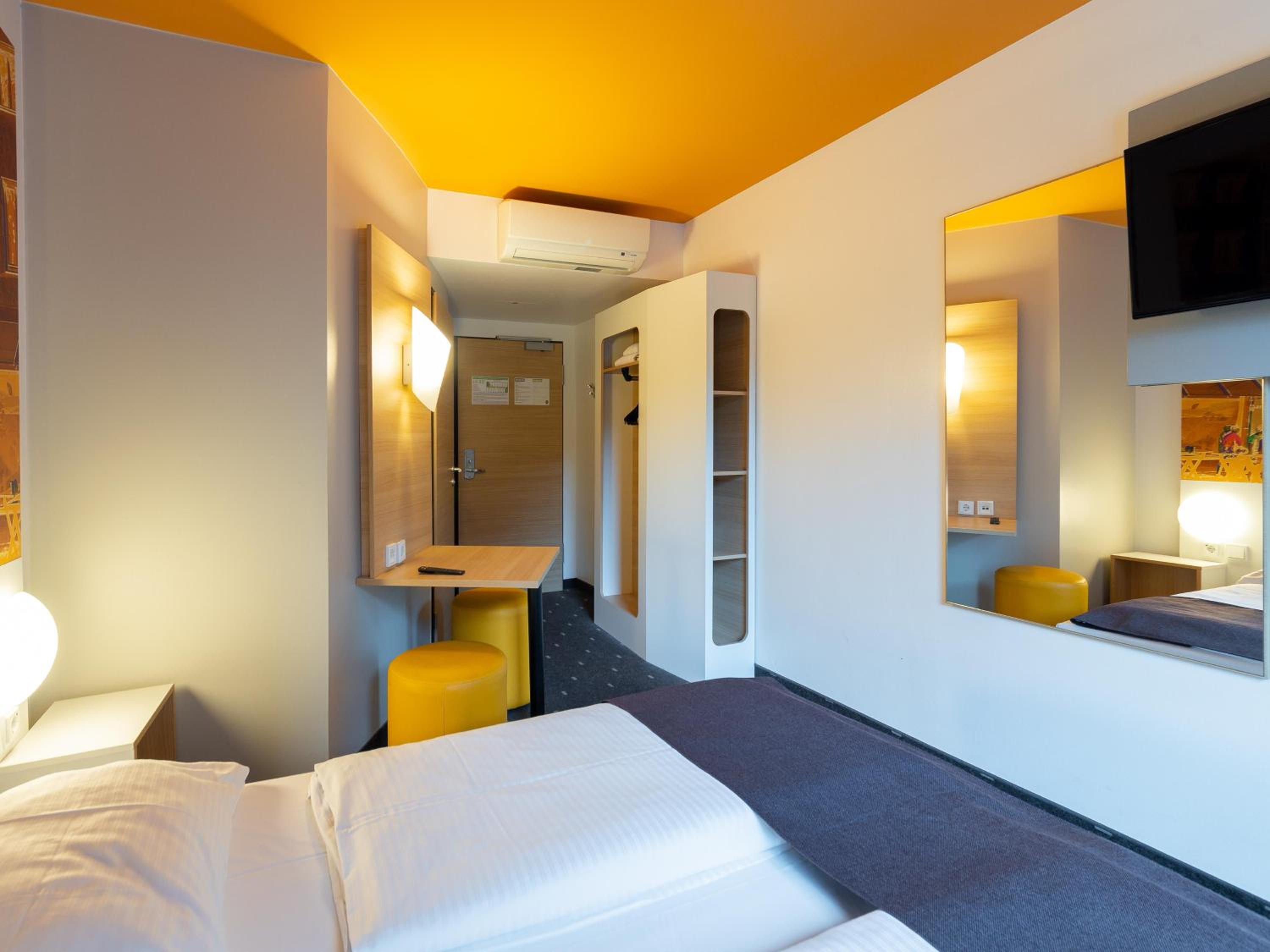 Double Room - Photo 4