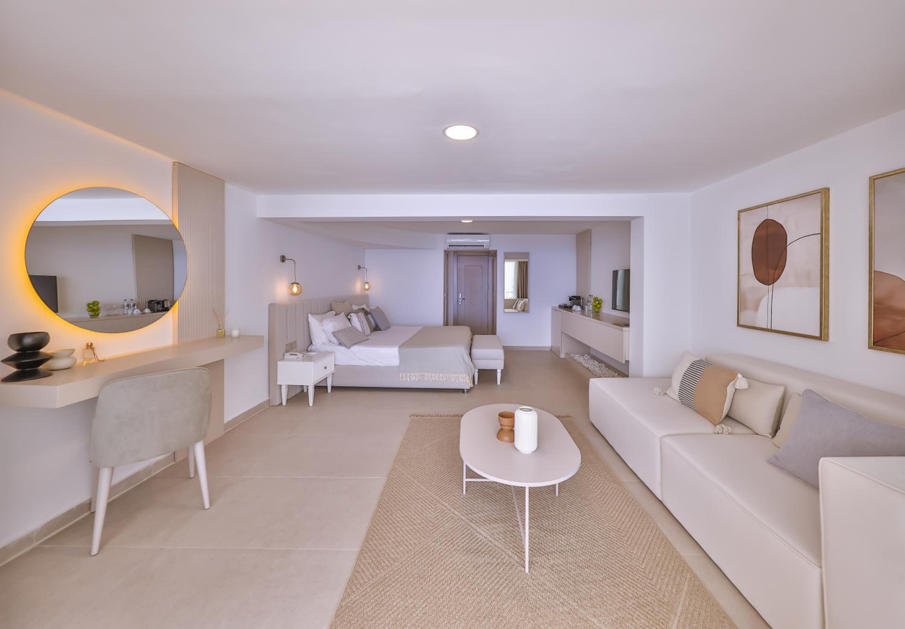 Junior Suite with Private Pool photo 3