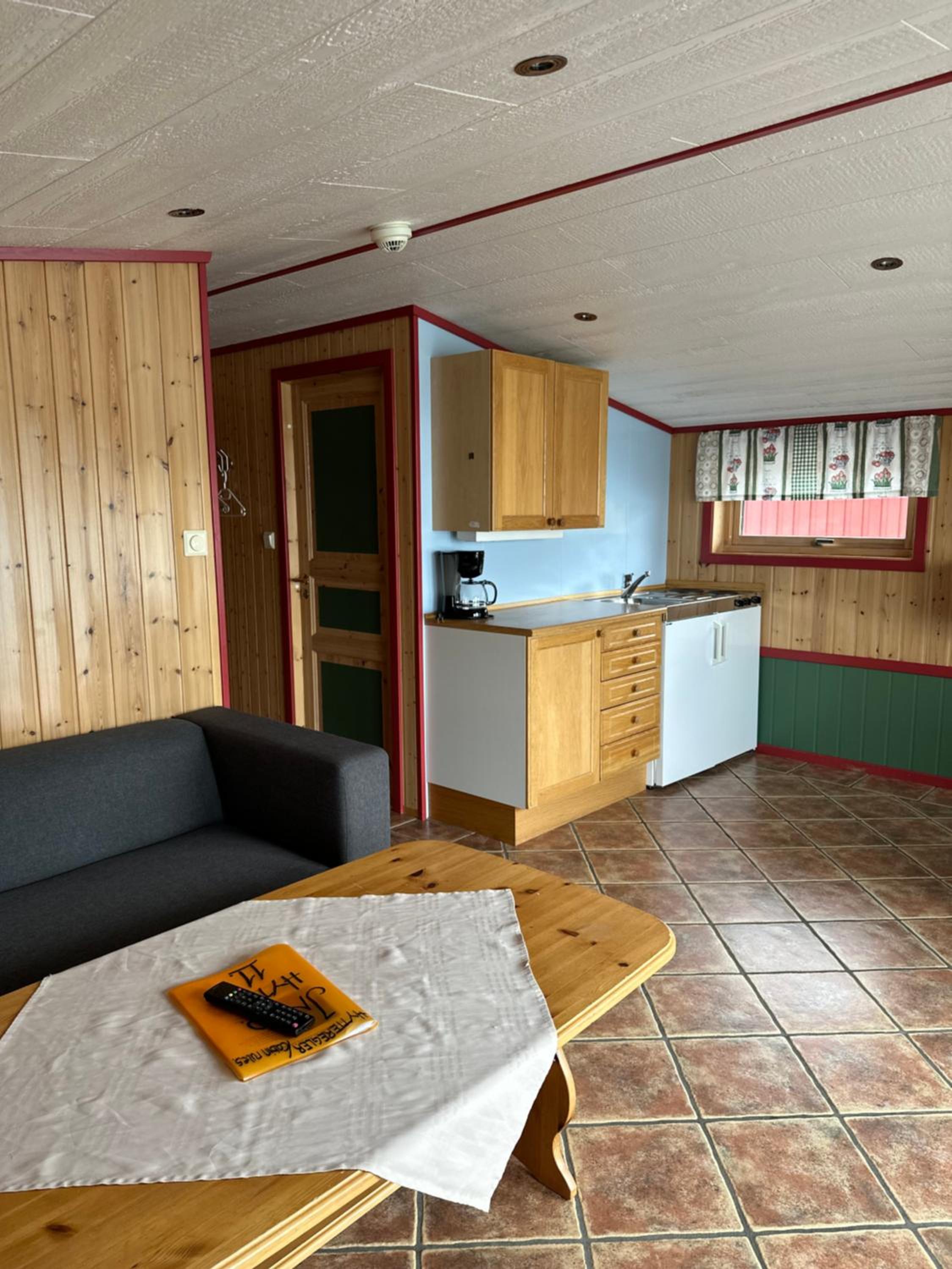 One-Bedroom House photo 2
