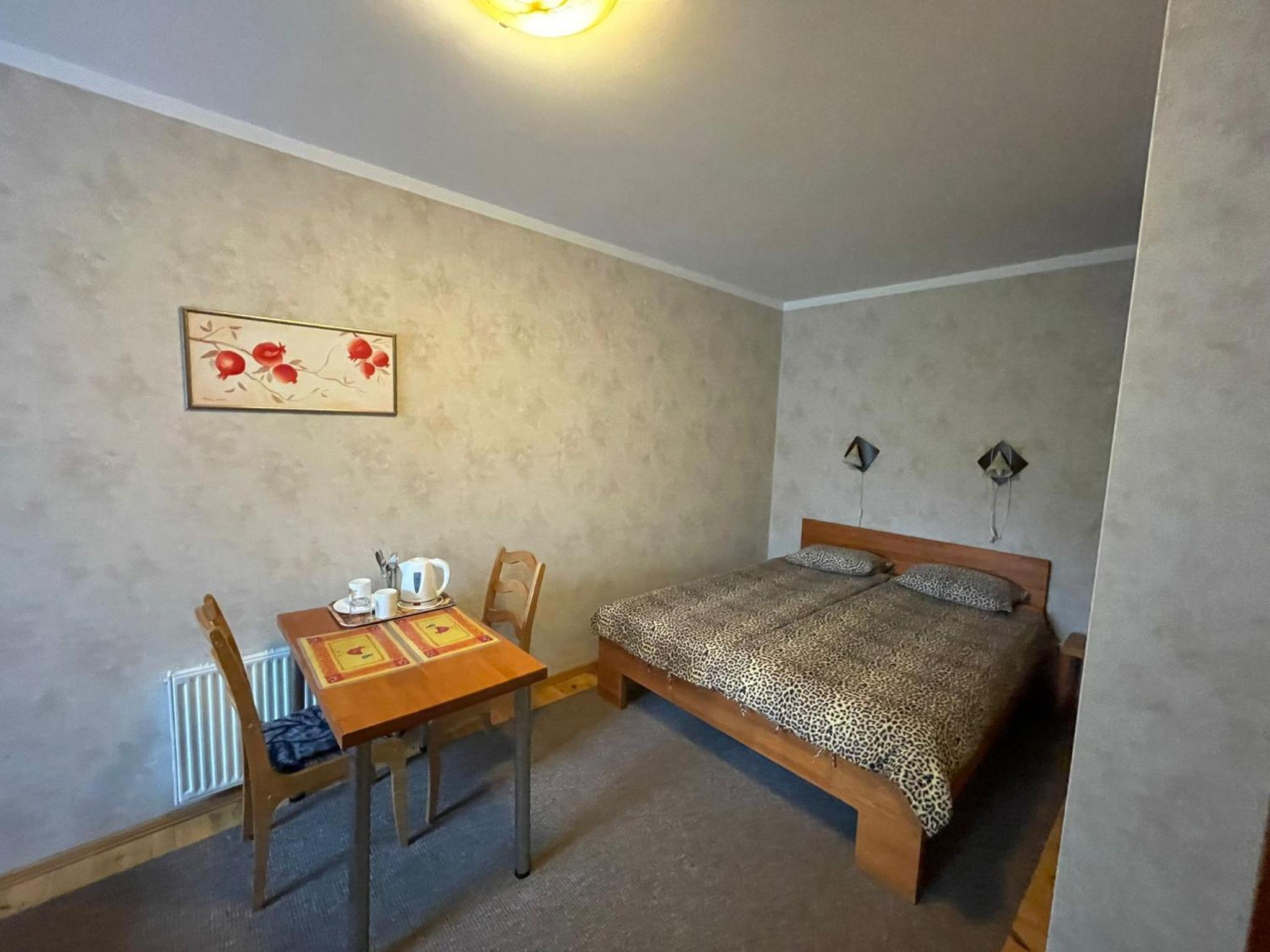 Double Room - Photo 1