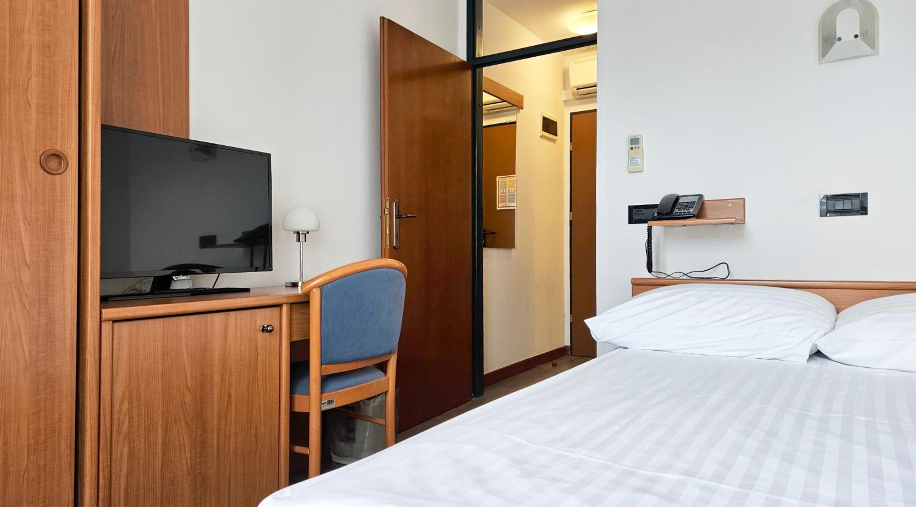 Superior Single Room photo 2