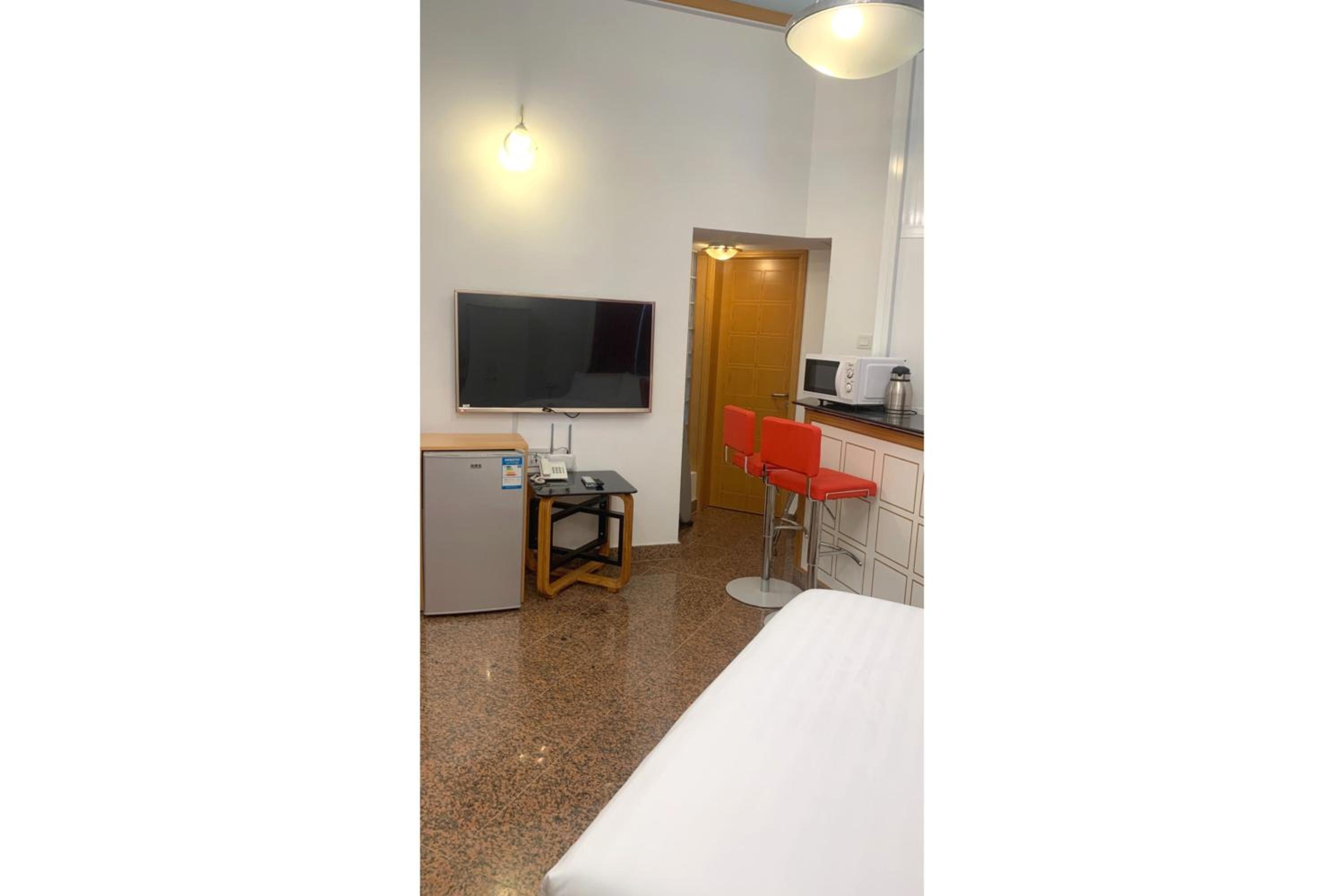 Deluxe King Room photo 3