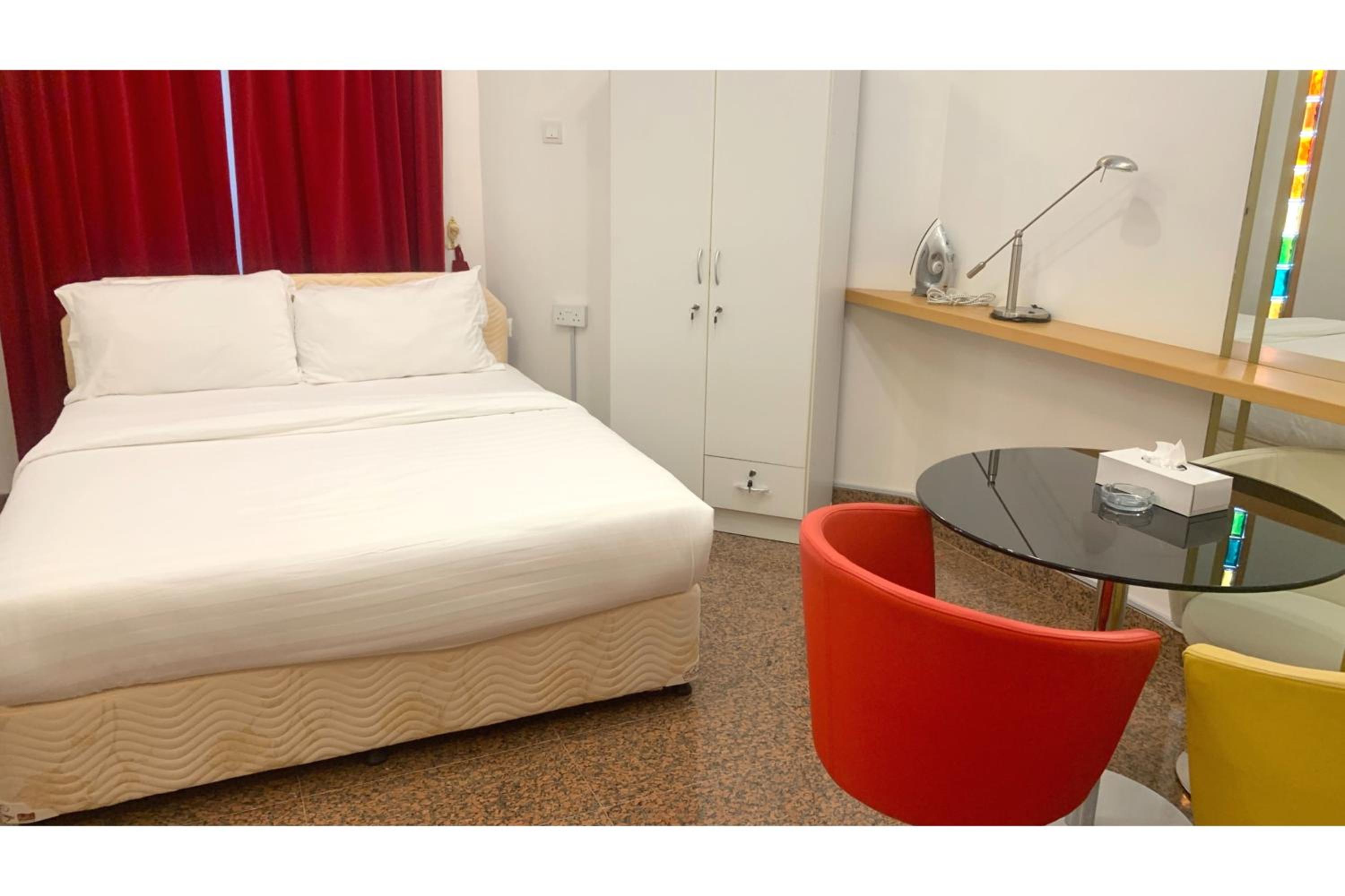 Deluxe King Room photo 2