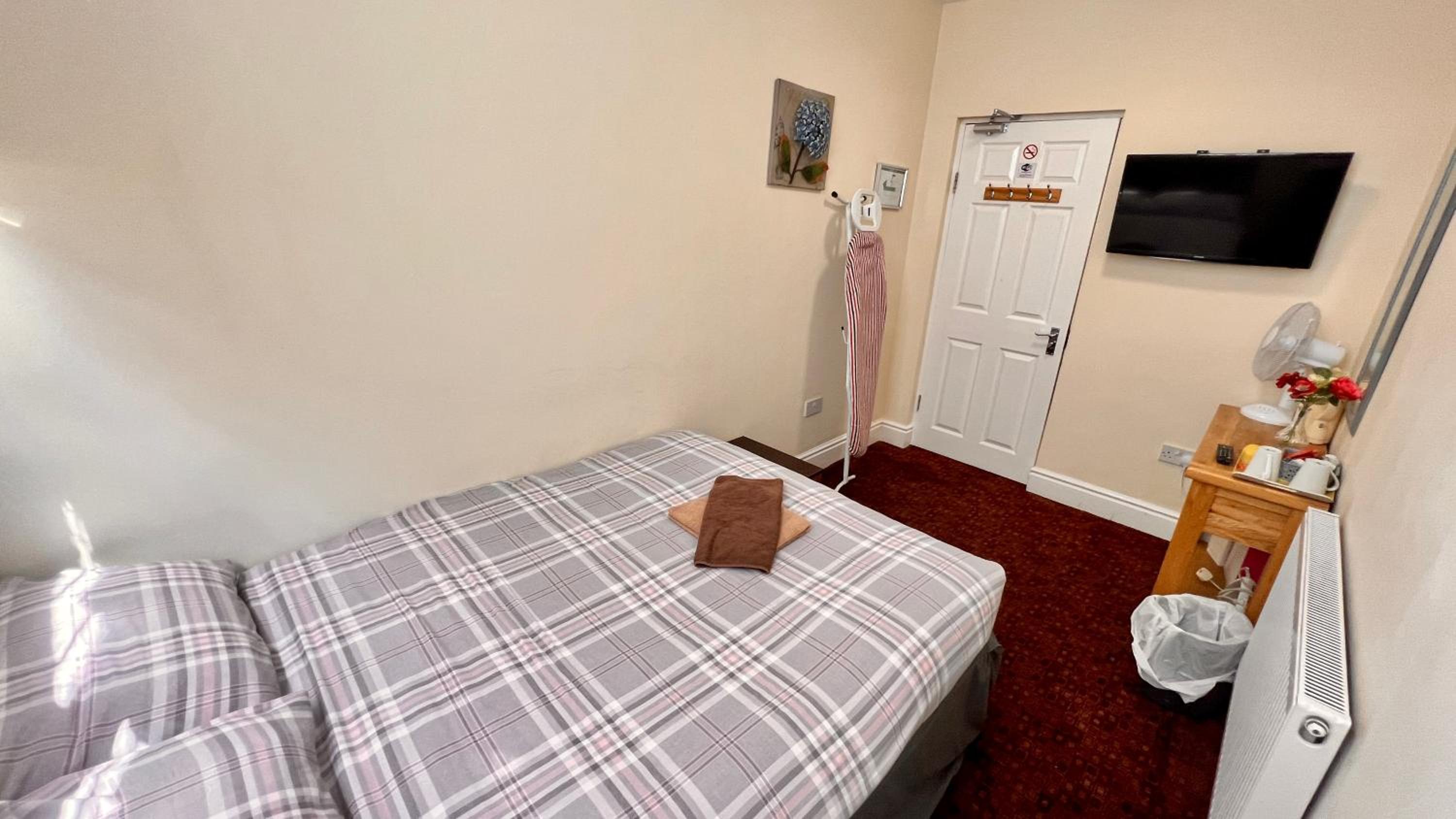 Single Room with Shower photo 2