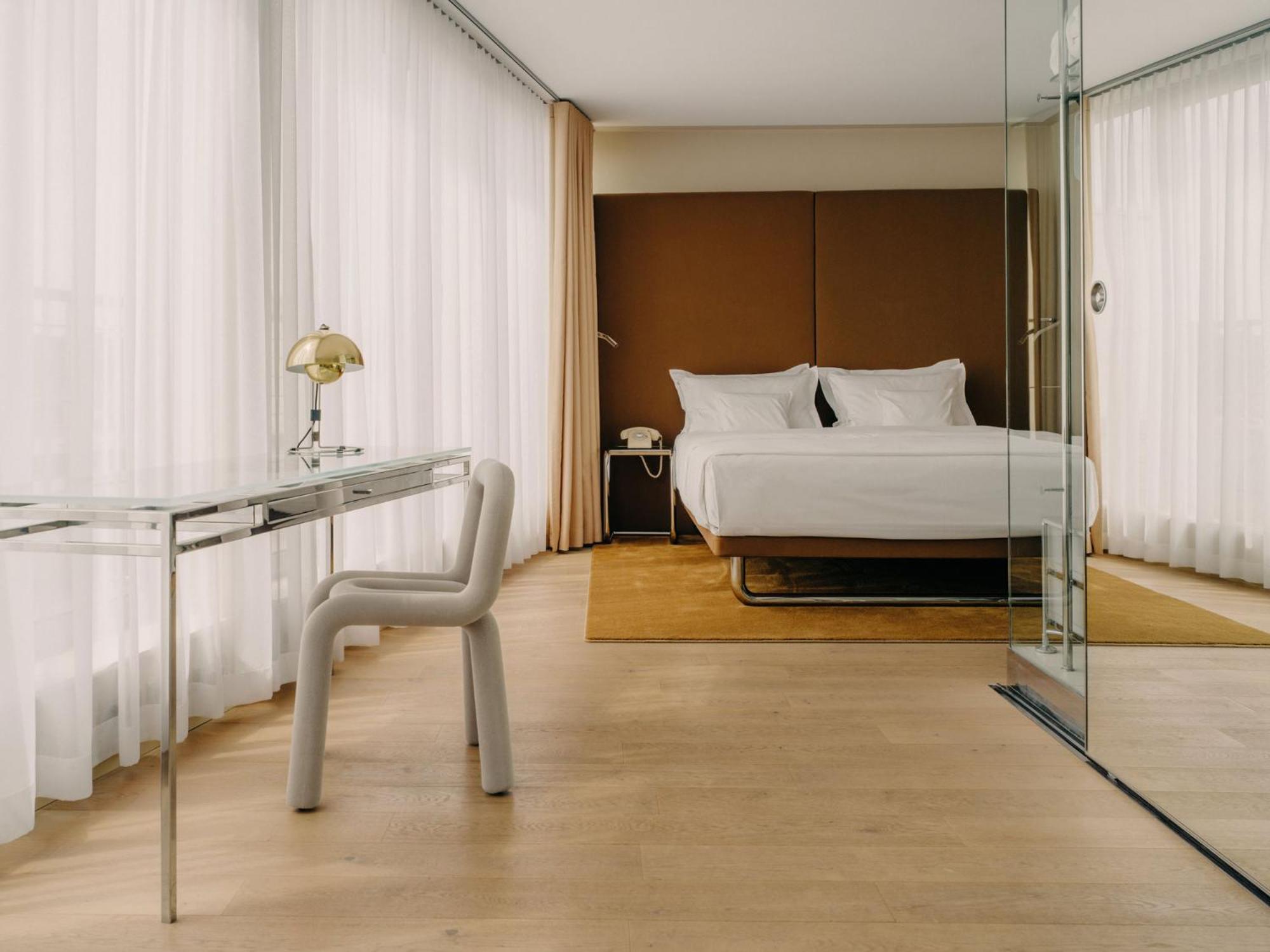 Deluxe Double Room with Balcony - Photo 1