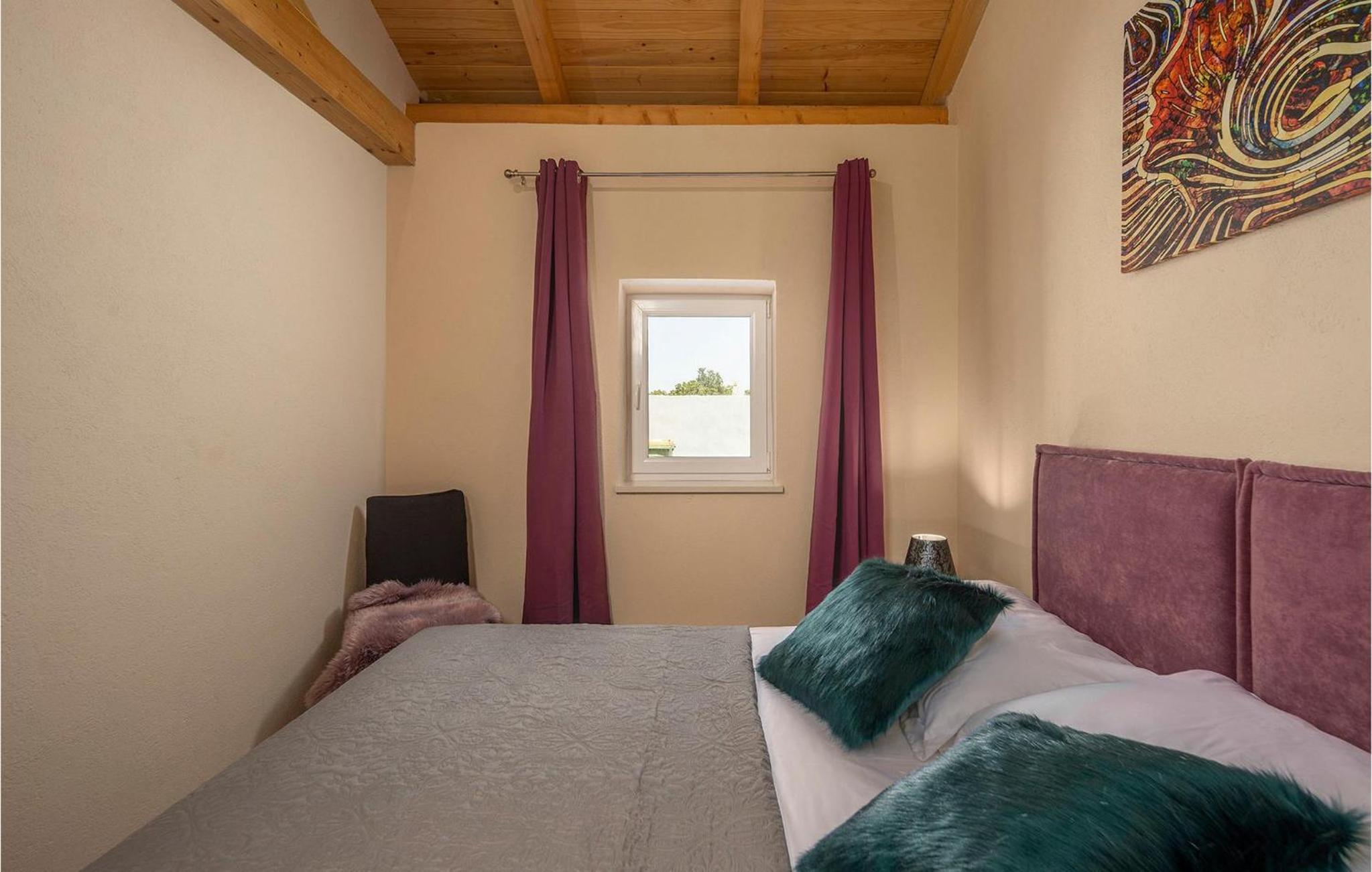 Three-Bedroom Vacation Home  photo 3