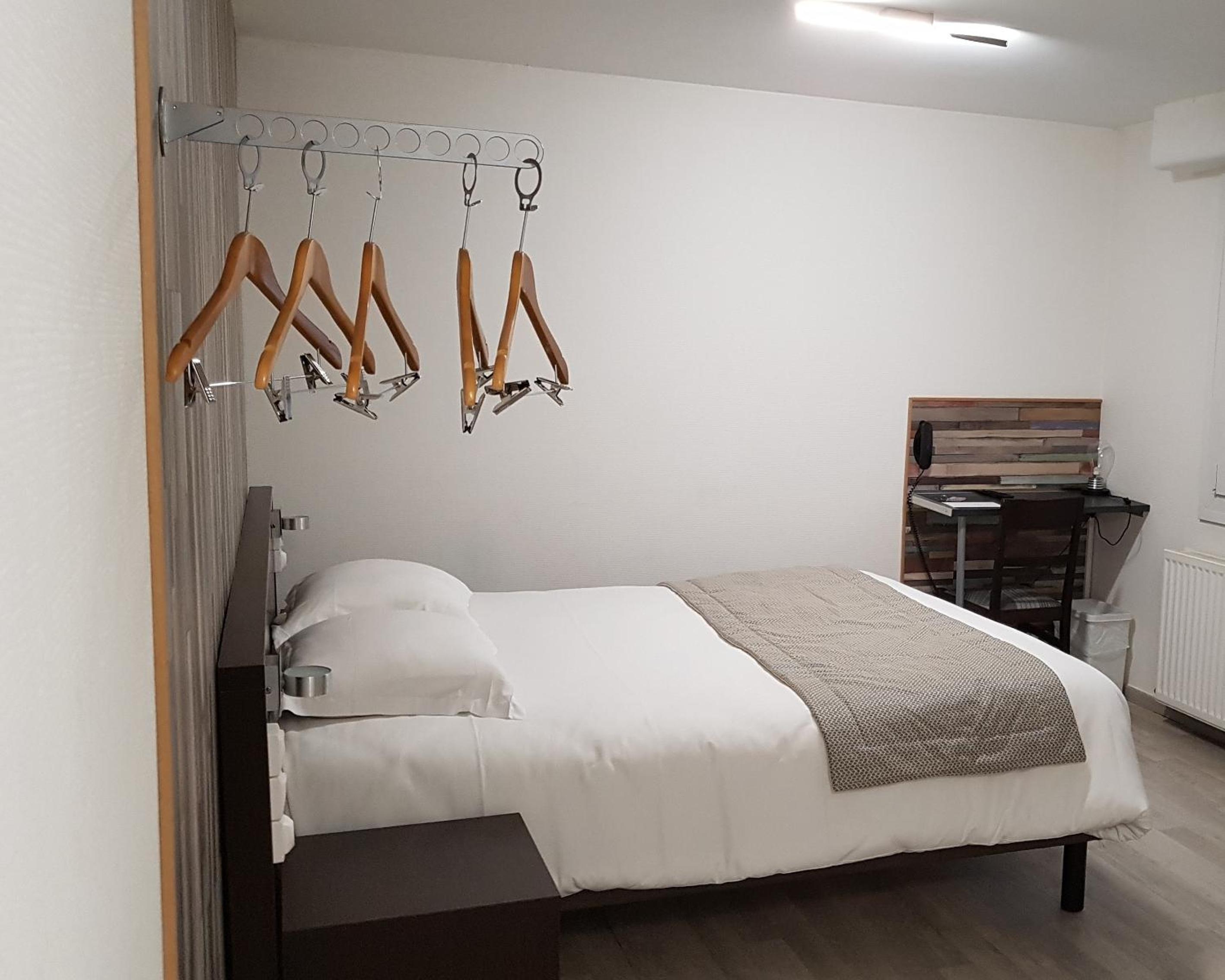 Double Room - Disability Access photo 2